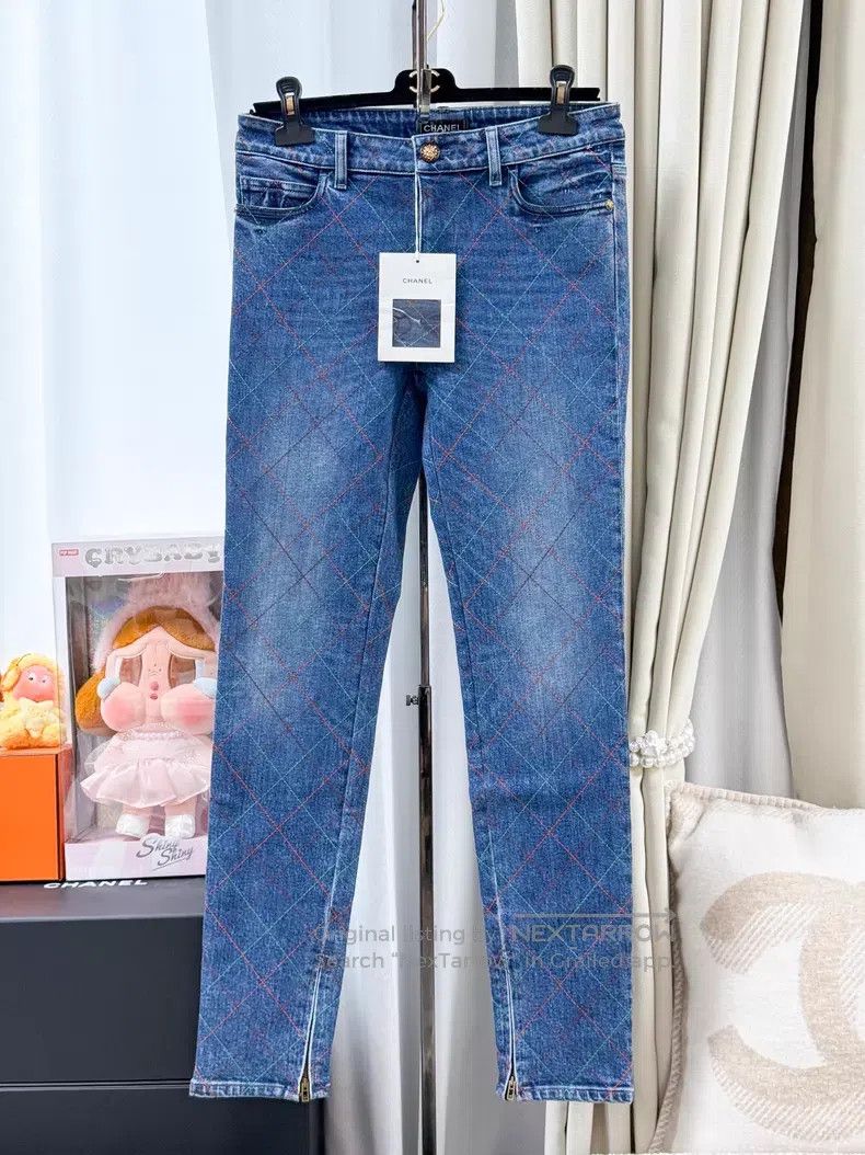 Chanel Chanel Colored line diamond plaid denim trousers Size 25" / US 0 / IT 36 - 1 Thumbnail