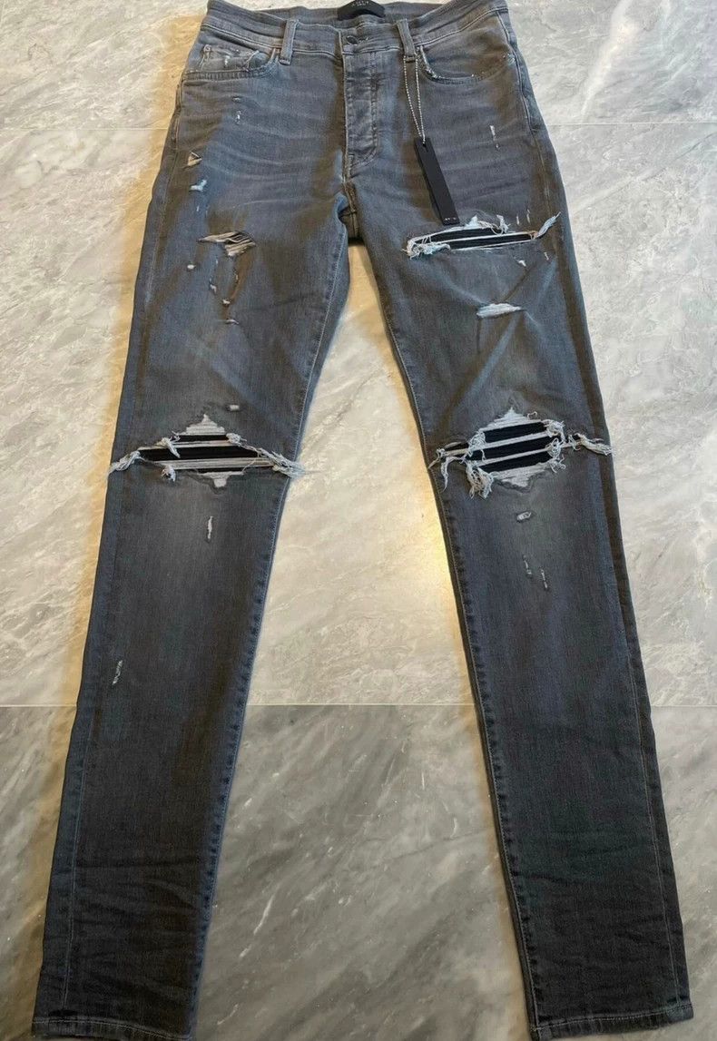 Amiri AMIRI Classic Ripped Slim Fit Jeans - dmc Size US 32 / EU 48 - 1 Thumbnail