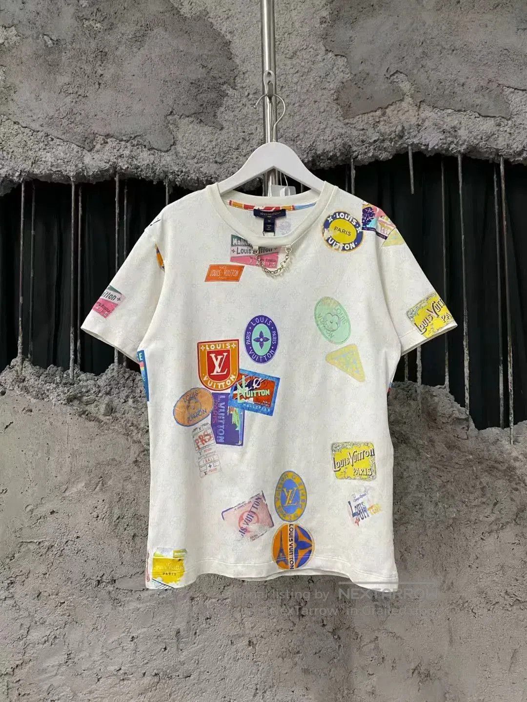 Louis Vuitton louis vuitton chain logo short sleeve shirt. Size US M / EU 48-50 / 2 - 1 Thumbnail