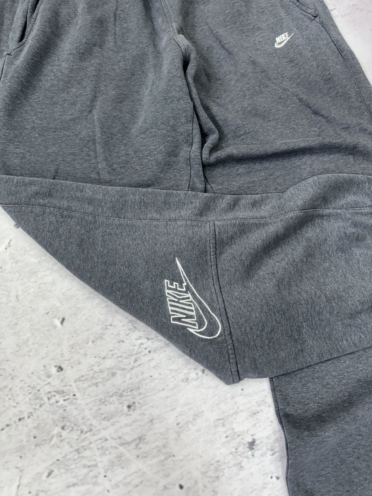 Nike × Vintage NIKE VINTAGE Y2K OVERSIZE BAGGY FIT PANTS SWEATPANTS Size US 34 / EU 50 - 4 Thumbnail