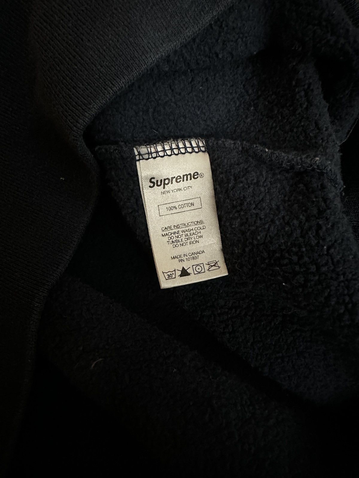 Supreme Supreme World Famous crewneck Size US L / EU 52-54 / 3 - 5 Thumbnail