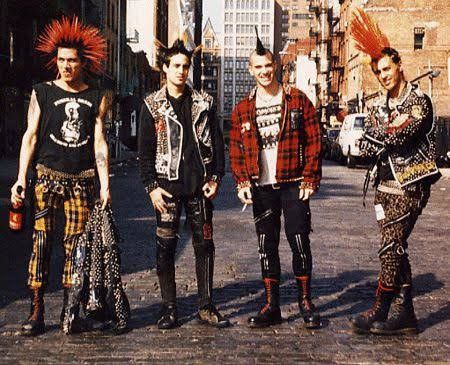 If Six Was Nine × Japanese Brand × Le Grande Bleu (L.G.B.) Les JEUNES du PUNK seditionaries Tshirts vintage Size US M / EU 48-50 / 2 - 2 Thumbnail