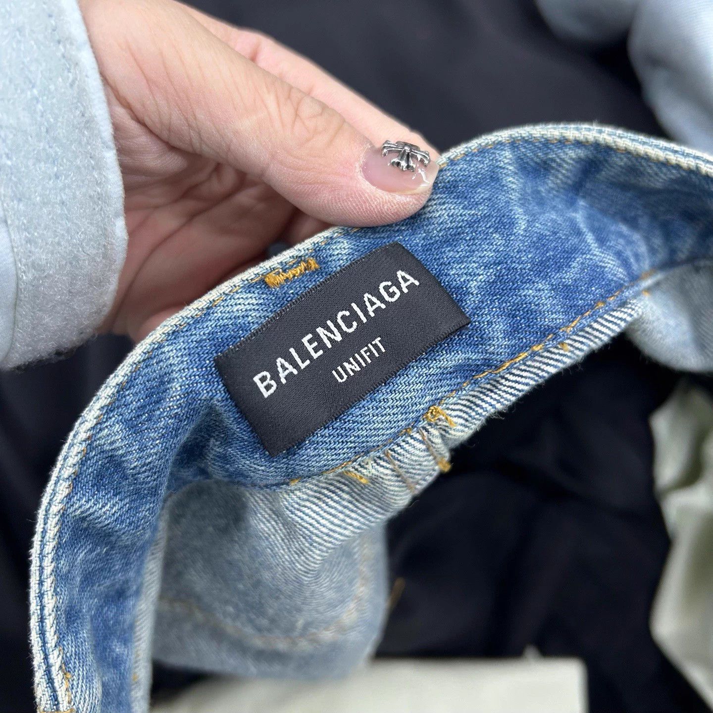 Balenciaga Balenciaga Double Waistband Wool Pants Size S Size US 30 / EU 46 - 4 Thumbnail