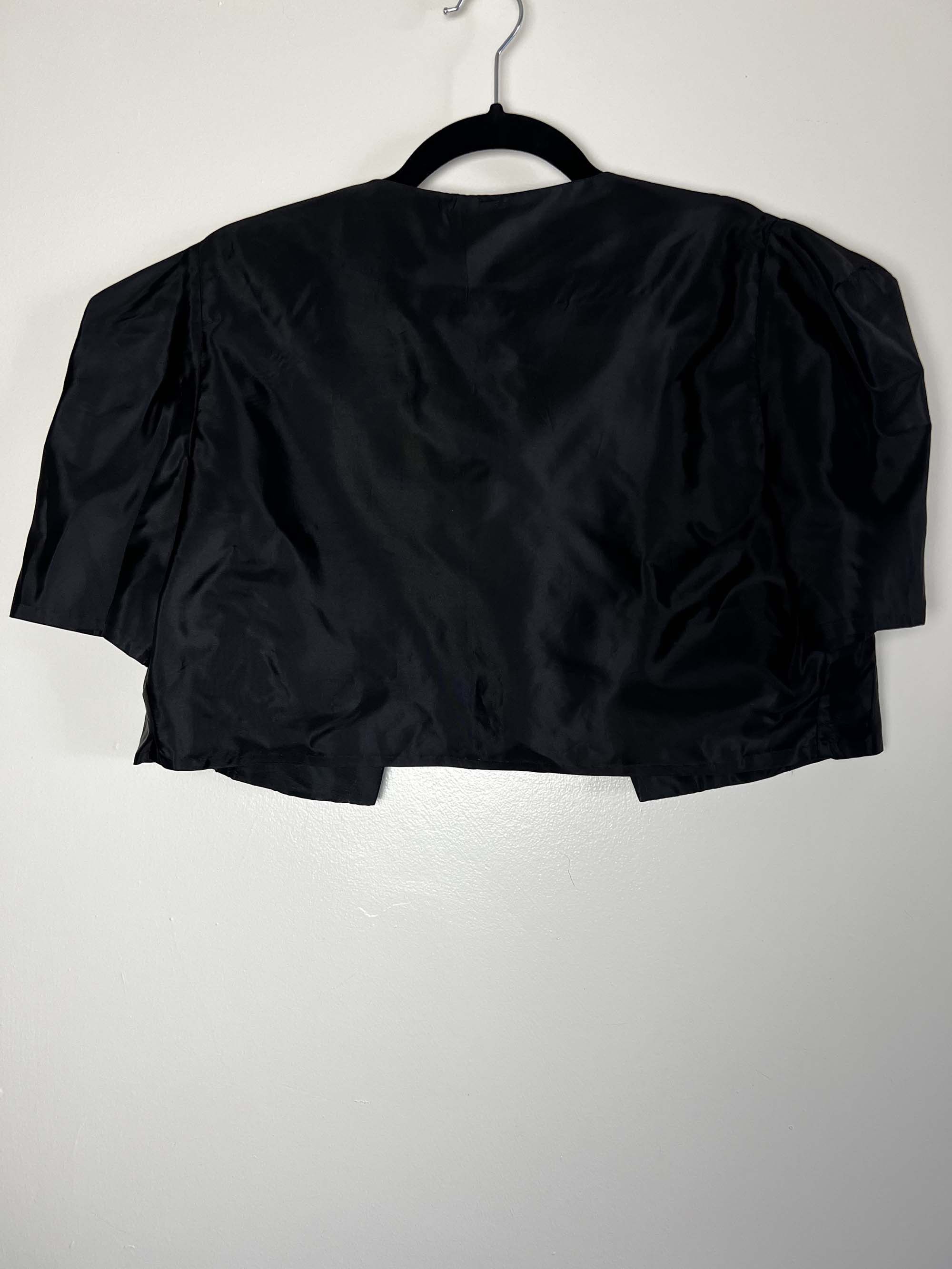 Vintage Vintage 1950s-1960s Black Short Puffy Cropped Bolero Jacket Size L / US 10 / IT 46 - 6 Thumbnail