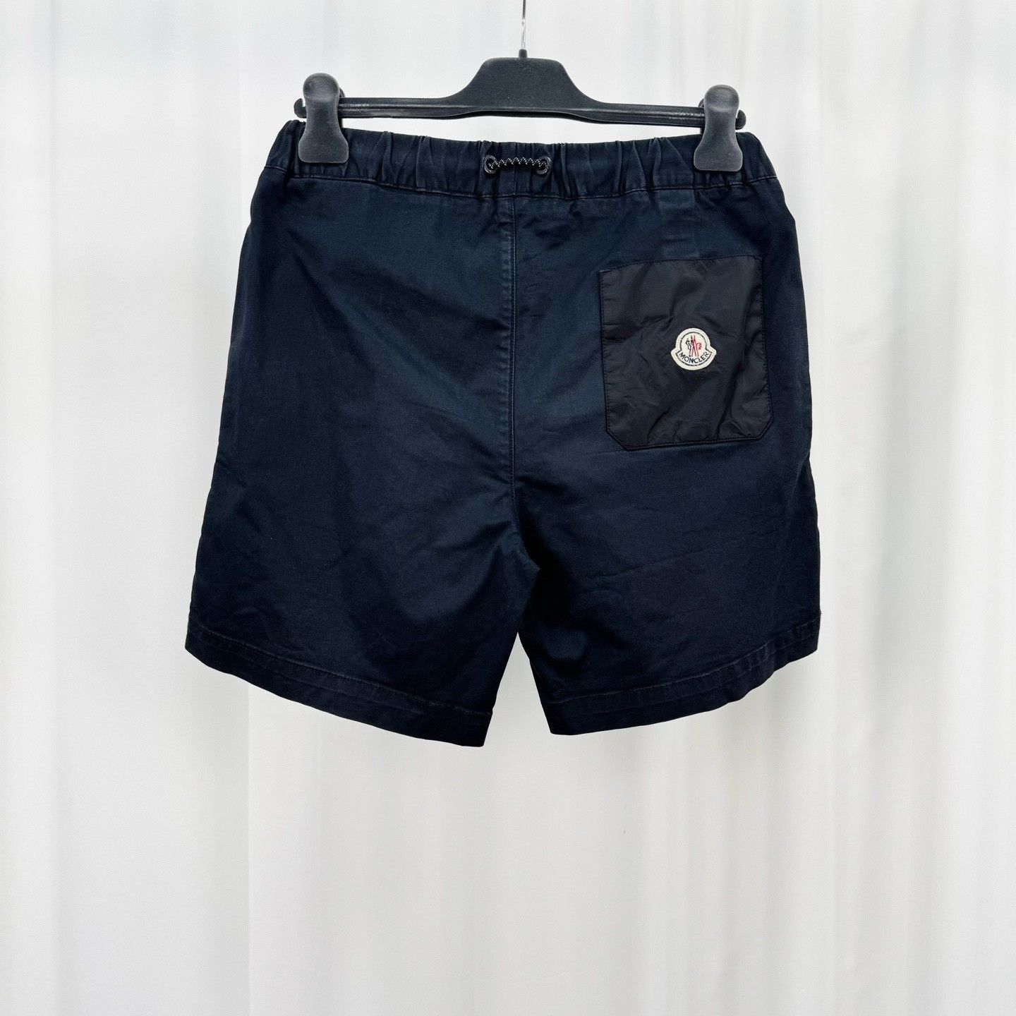 Moncler Moncler Embroidered Logo Shorts Size US 28 / EU 44 - 2 Thumbnail