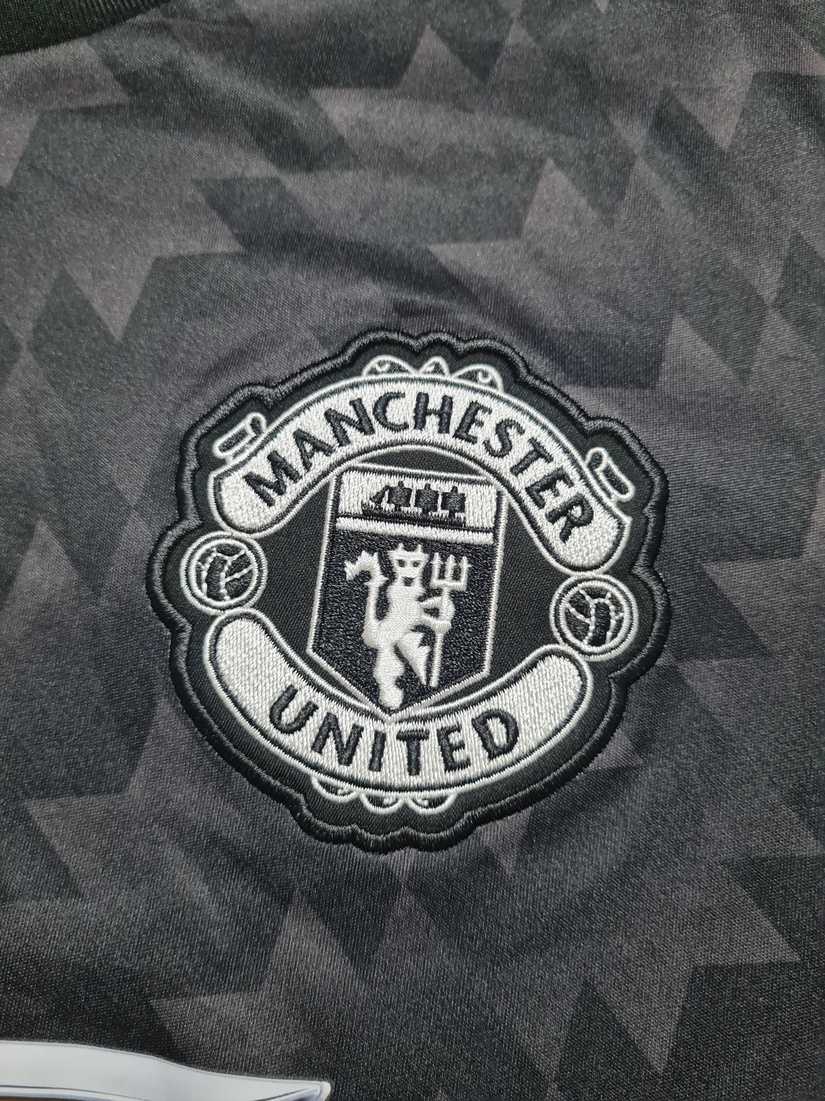 Adidas Jersey Manchester United Adidas Black 2017-18 Soccer Shirt L Size US L / EU 52-54 / 3 - 18 Thumbnail