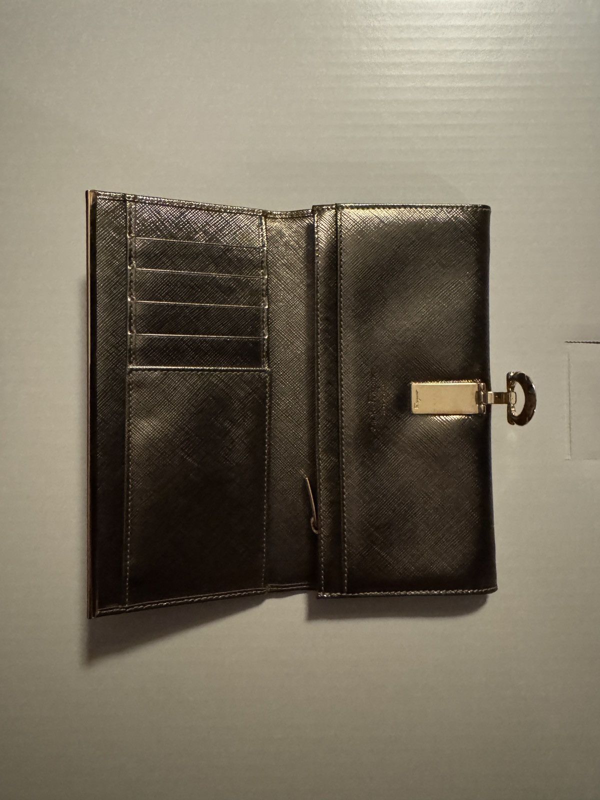 Salvatore Ferragamo Salvatore Ferragamo Women's Wallet Laminated Gold Size ONE SIZE - 8 Thumbnail