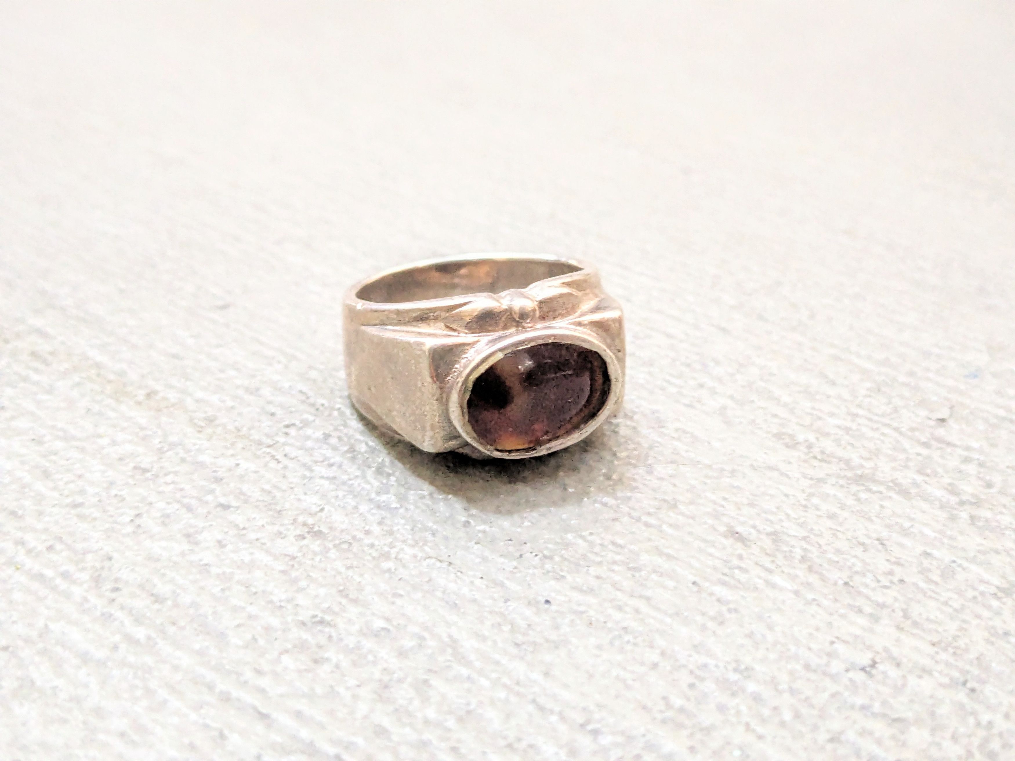 Jewelry Vintage Sterling Silver Ring 8.25 Modern Contemporary CZ Size ONE SIZE - 1 Thumbnail