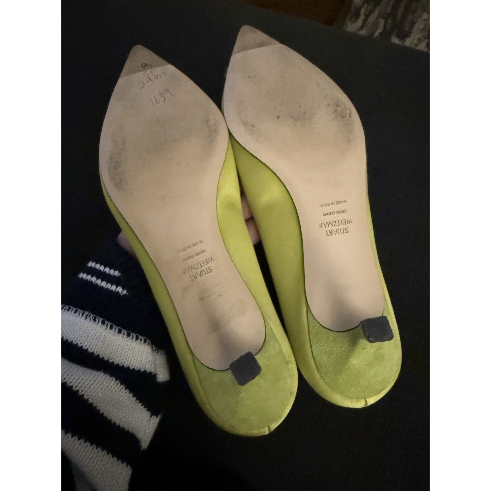 Stuart Weitzman stuart weitzman Neon Green Kitten Heels Satin Thea Point 8.5 Size US 8.5 / IT 38.5 - 2 Thumbnail