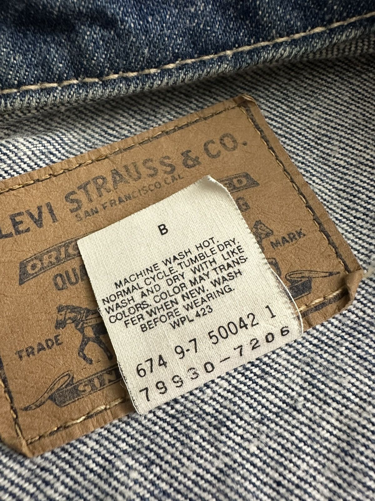 Levi's × Levi's Vintage Clothing × Vintage Vintage 90s Levi’s Denim Trucker Jacket Made In USA Men’s L Size US L / EU 52-54 / 3 - 6 Thumbnail