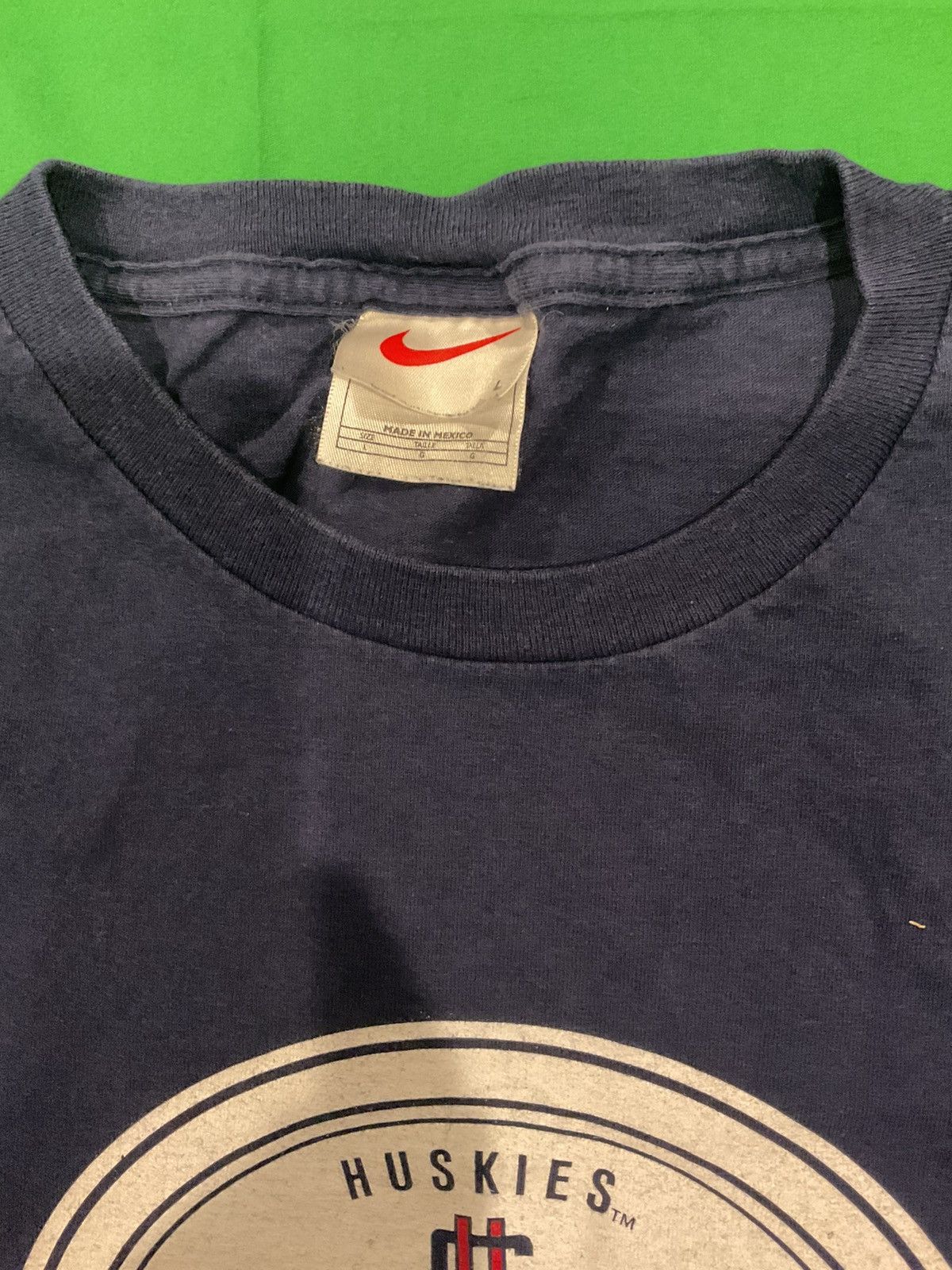 Nike × Vintage Nike UConn Connecticut black and white t-shirt Size US L / EU 52-54 / 3 - 2 Thumbnail