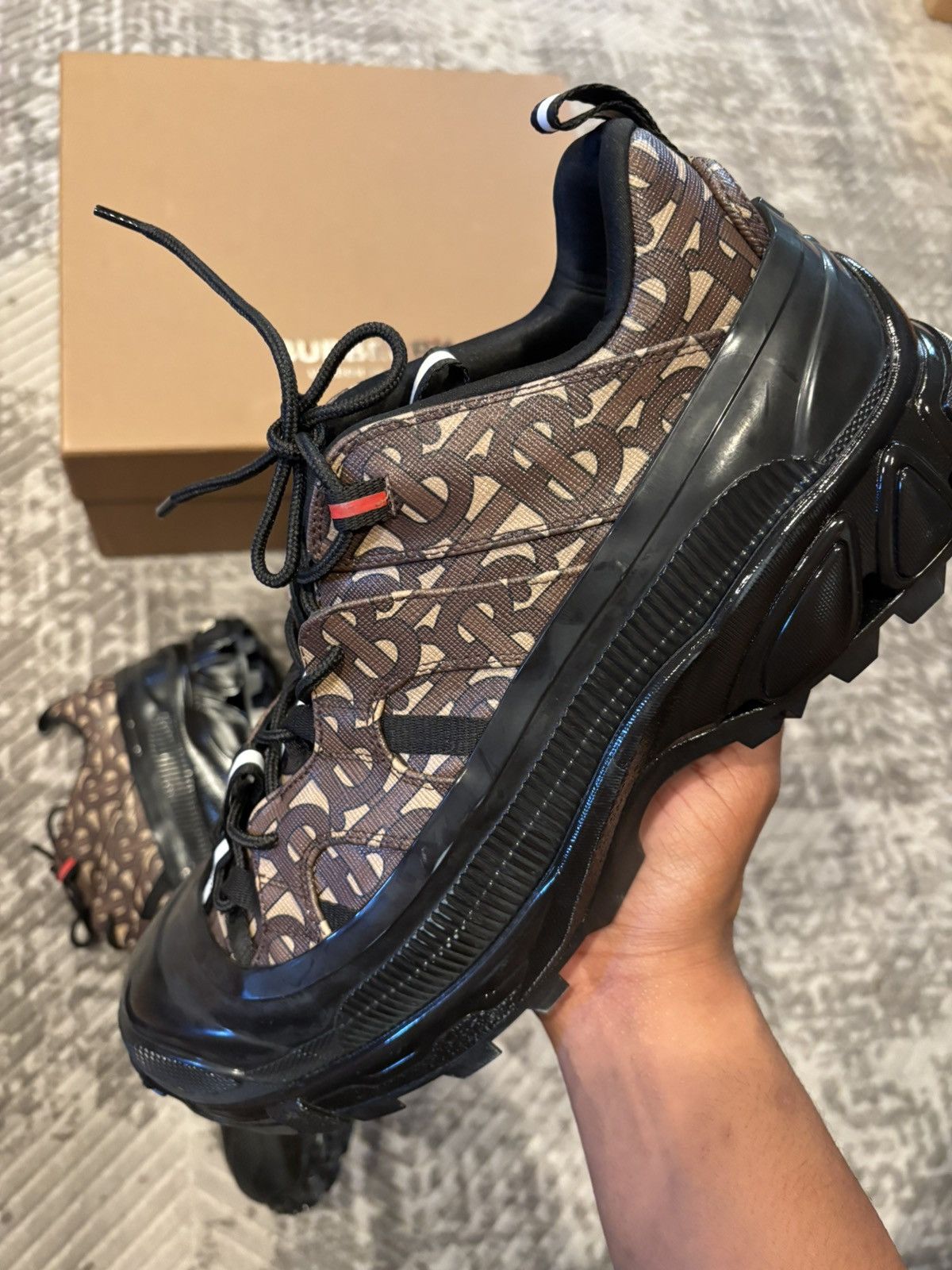 Burberry Burberry Arthur Size US 13 / EU 46 - 4 Thumbnail