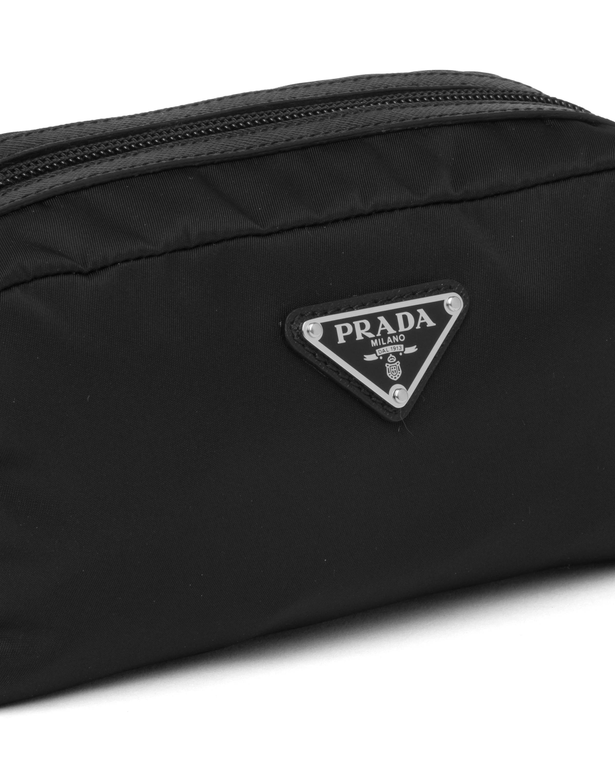 Prada o1srvl11e0624 Size: OS / Cosmetic Pouch in Black Size ONE SIZE - 5 Thumbnail
