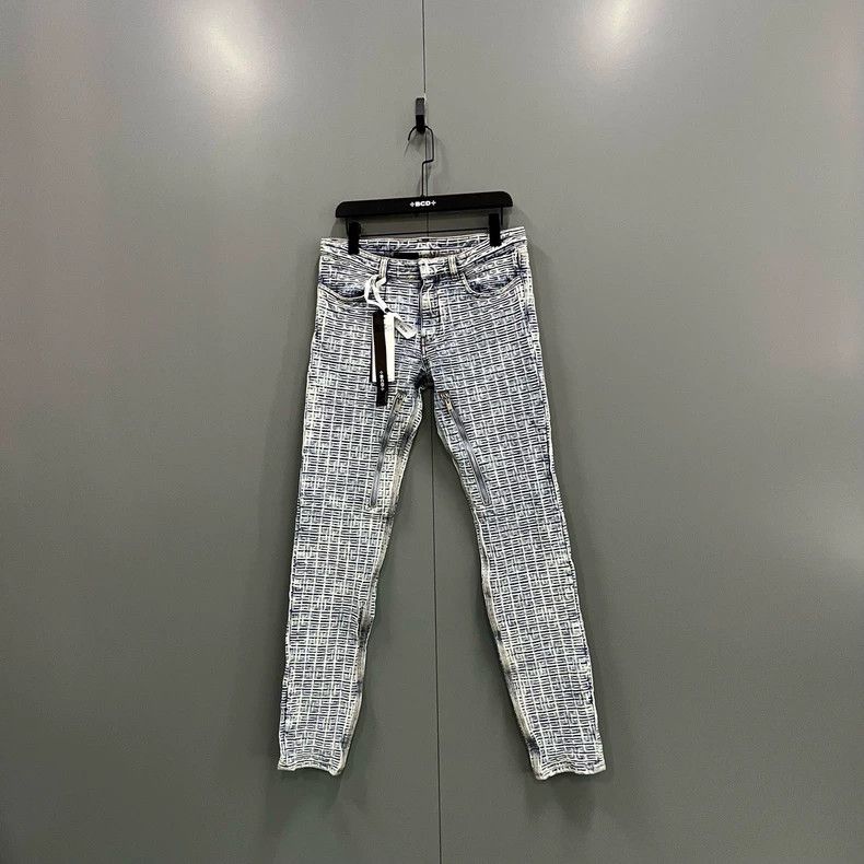 Givenchy Givenchy Size31 4G Bleached Skinny Jeans Size US 31 - 1 Thumbnail