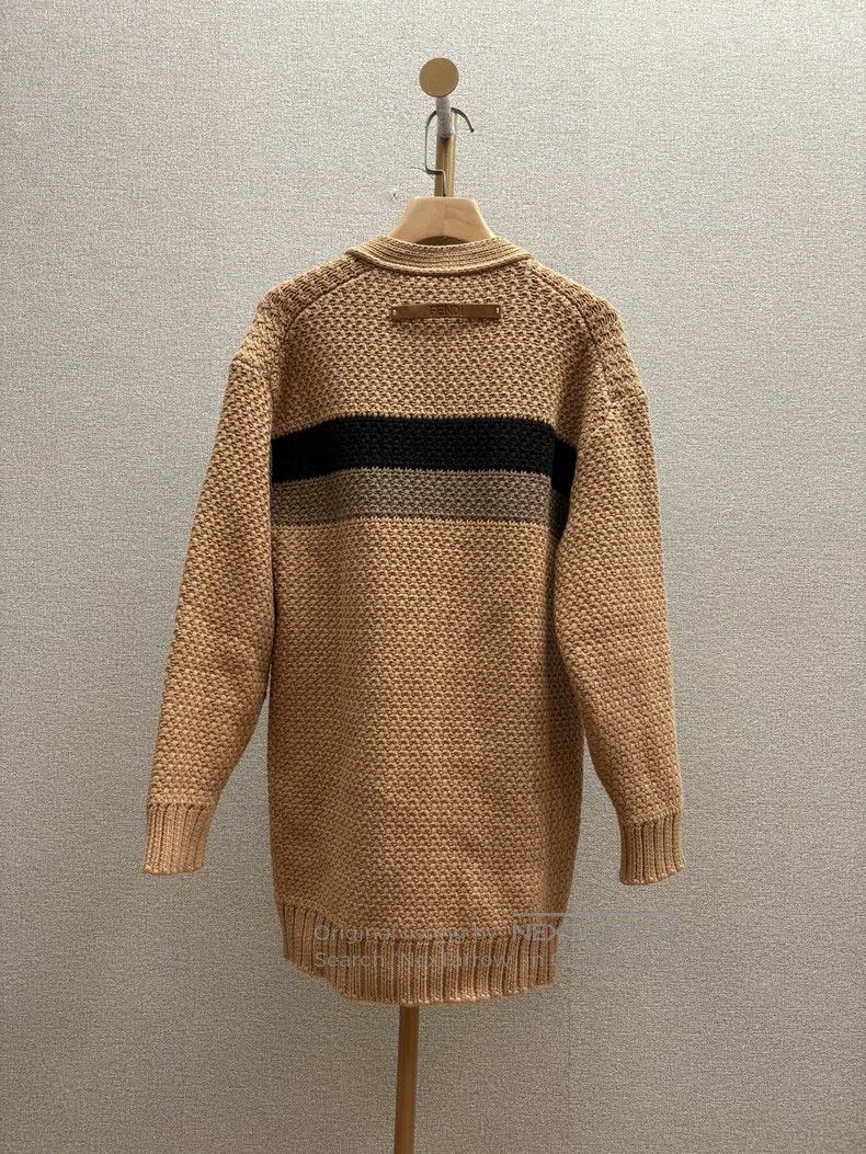 Fendi Fendi V-neck color block single-breasted knit cardigan Size 4XL / US 24-26 - 2 Thumbnail