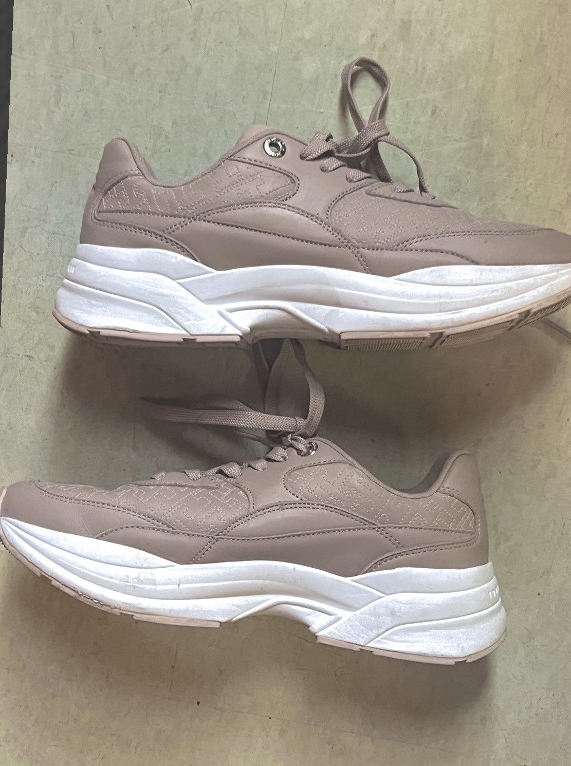 Tommy Hilfiger Affordable Beige Sneakers for Women Size US 9 / IT 39 - 5 Thumbnail