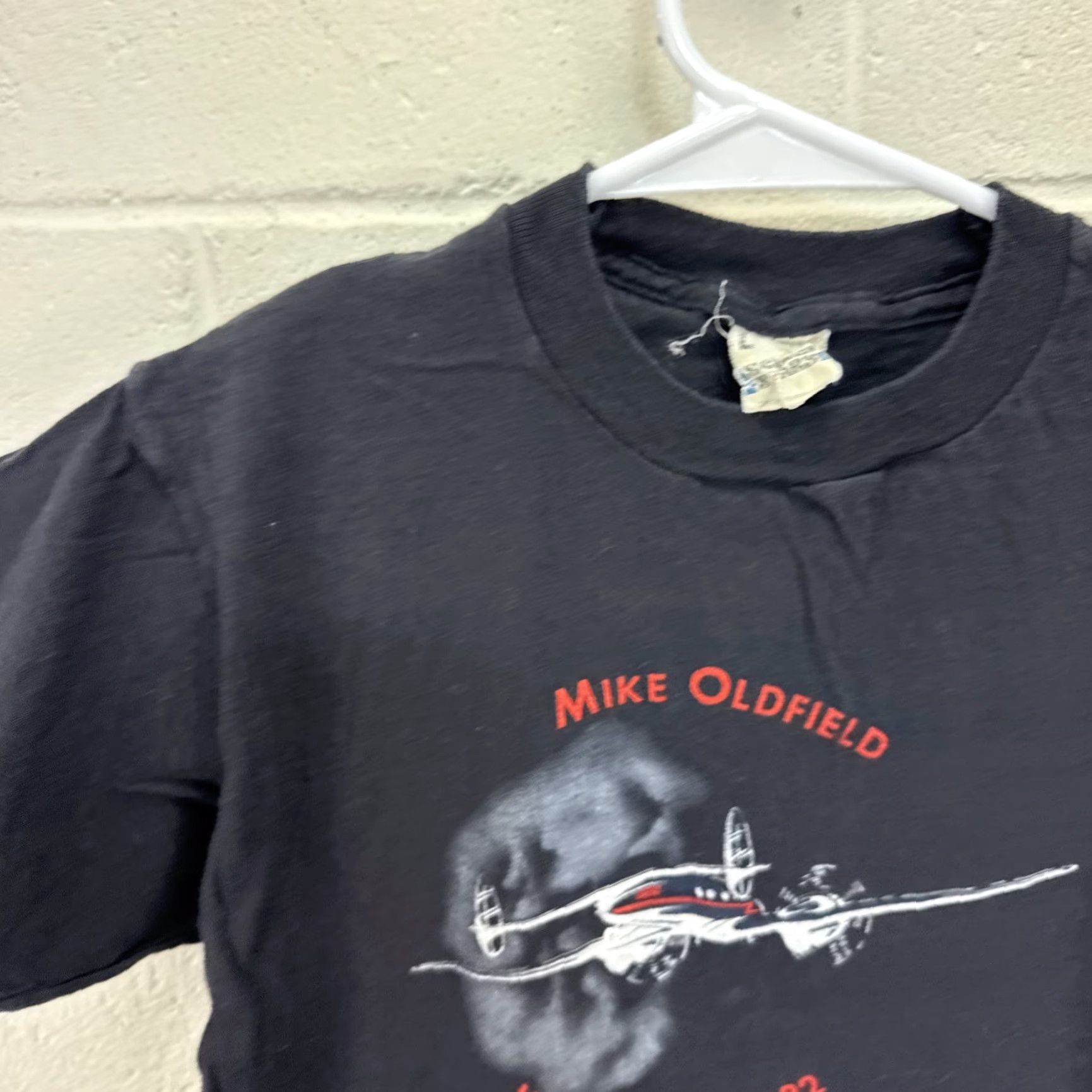 Vintage VINTAGE Mike Oldfield World Tour T-Shirt Black Short Sleeve Small Unisex 1982 Graphic Tee Rockabilly Size US S / EU 44-46 / 1 - 3 Thumbnail