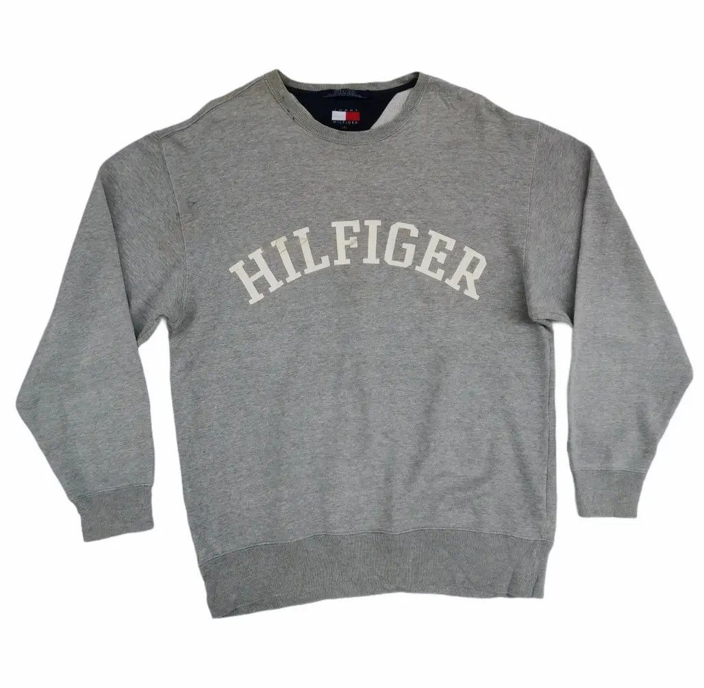 Rare!!! Tommy Hilfiger Big Logo Sweatshirt