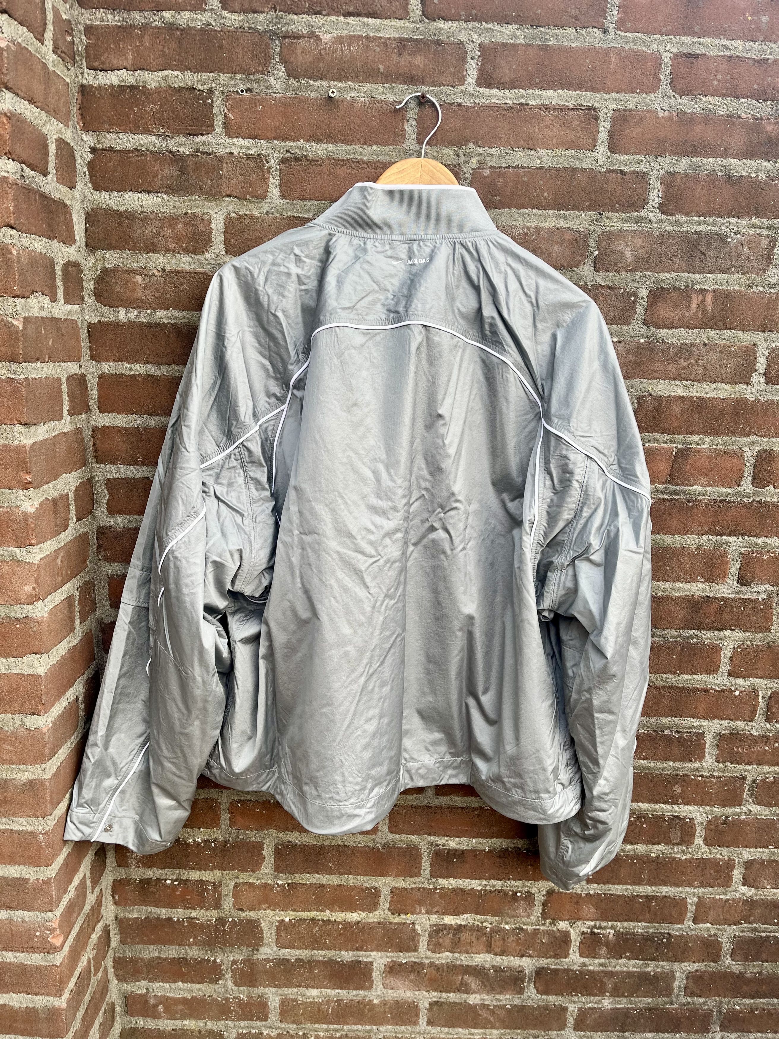 Jacquemus × Nike Track training silver grey unisex jacket xl Jacquemus Size US XL / EU 56 / 4 - 4 Thumbnail