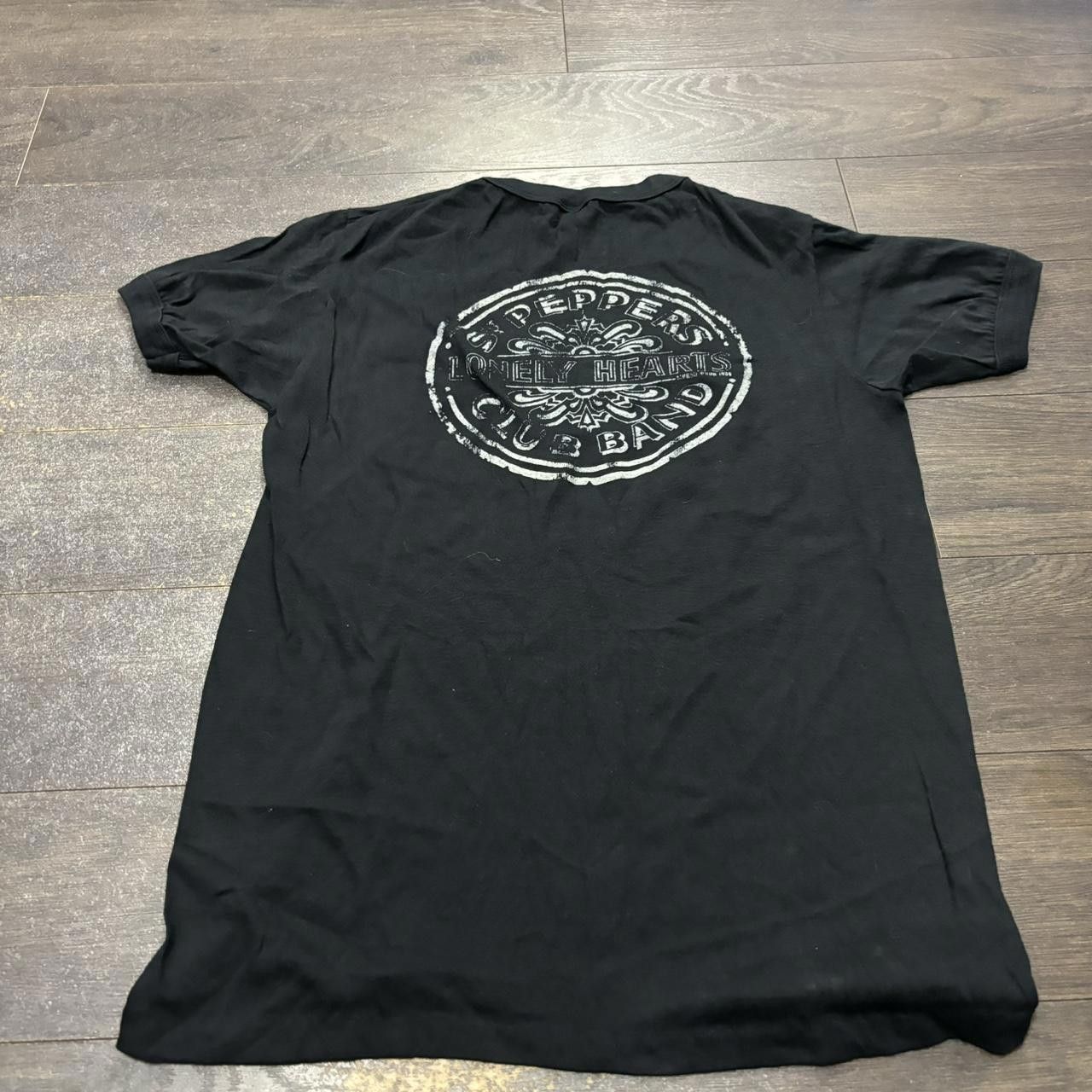 Designer Vintage The Beatles Sargent Pepper T Shirt 90s XSmall Size US XS / EU 42 / 0 - 4 Thumbnail