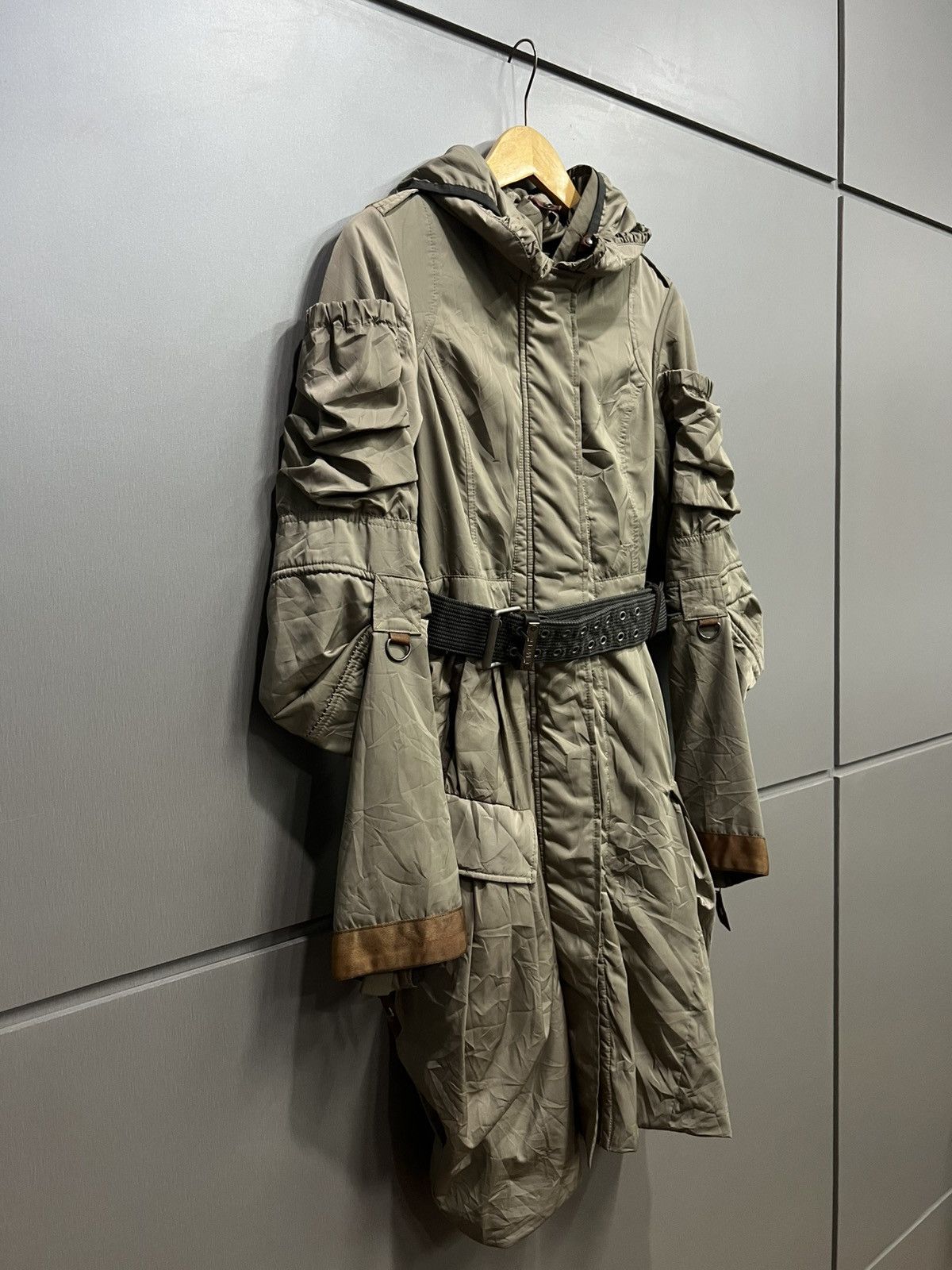 Marithe + Francois Girbaud 2000s Marithe Francois Girbaud Belted Cargo Military Jacket Size US M / EU 48-50 / 2 - 2 Thumbnail