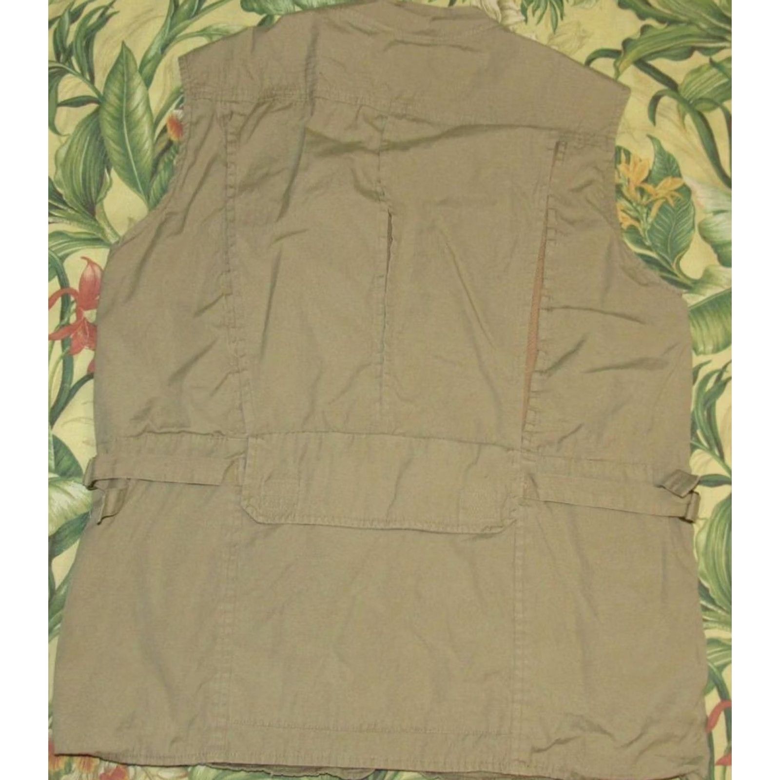 Orvis VINTAGE ORVIS Khaki Cotton Fishing Vest Large Mens Size US L / EU 52-54 / 3 - 4 Thumbnail