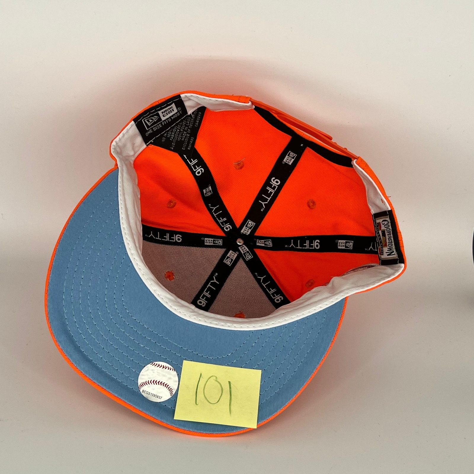 New Era Orange New York Yankees 2000 New York Yankees New York Mets Size ONE SIZE - 4 Thumbnail