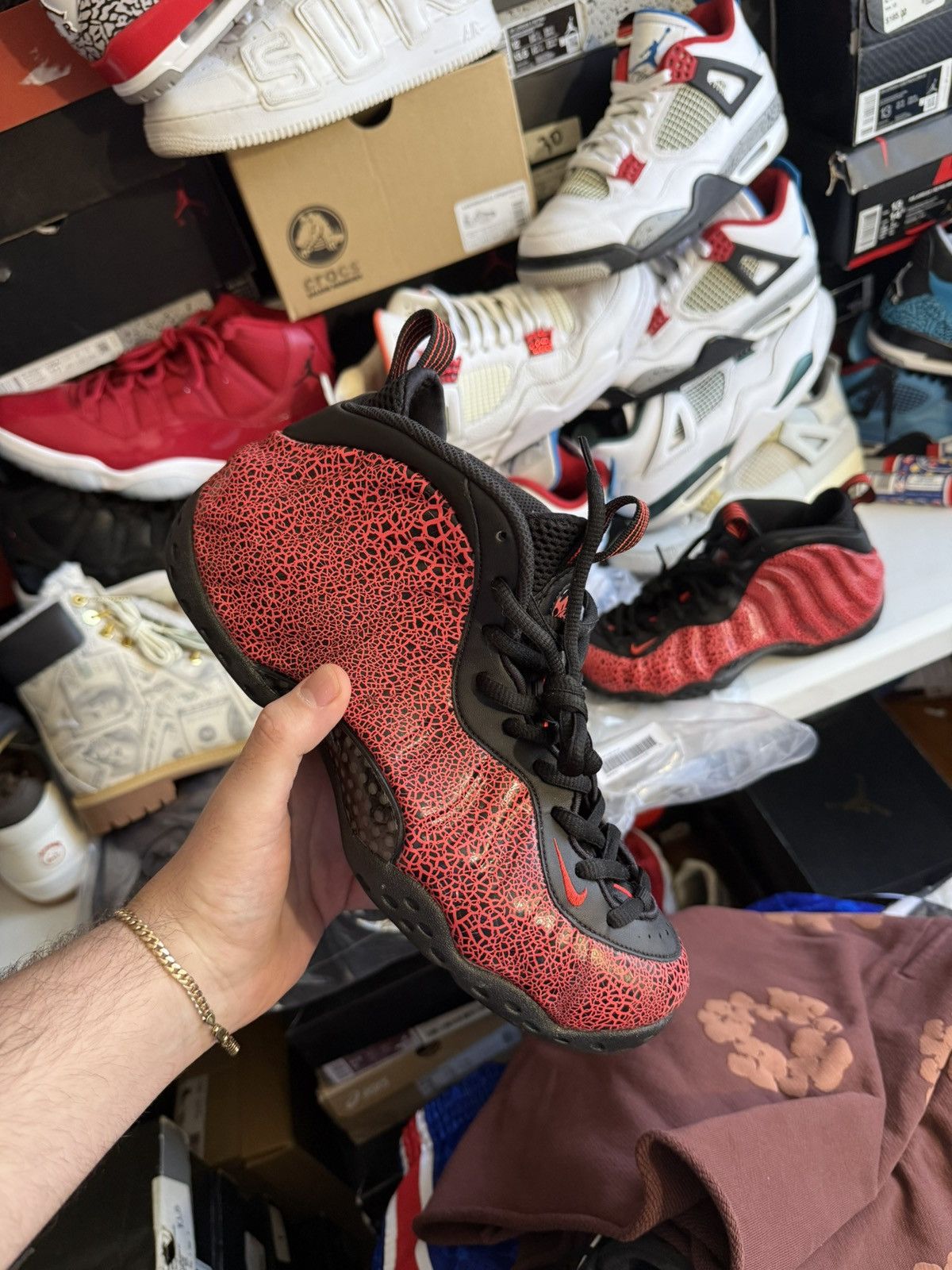 Nike Nike foamposite cracked lava sz 9 Size US 9 / EU 42 - 1 Thumbnail