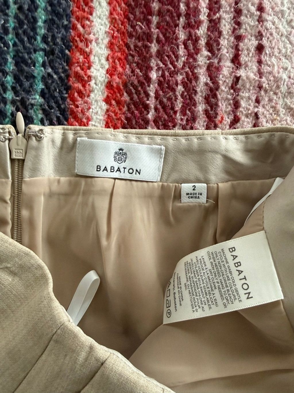 Aritzia Women's Babaton Aritzia Beige Mini Skirt Size 2 Size 26" / US 2 / IT 38 - 4 Thumbnail