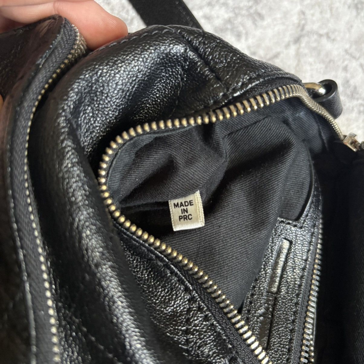 Alexander McQueen Alexander McQueen Patent Leather Quilted Side Bag Black Size ONE SIZE - 10 Thumbnail