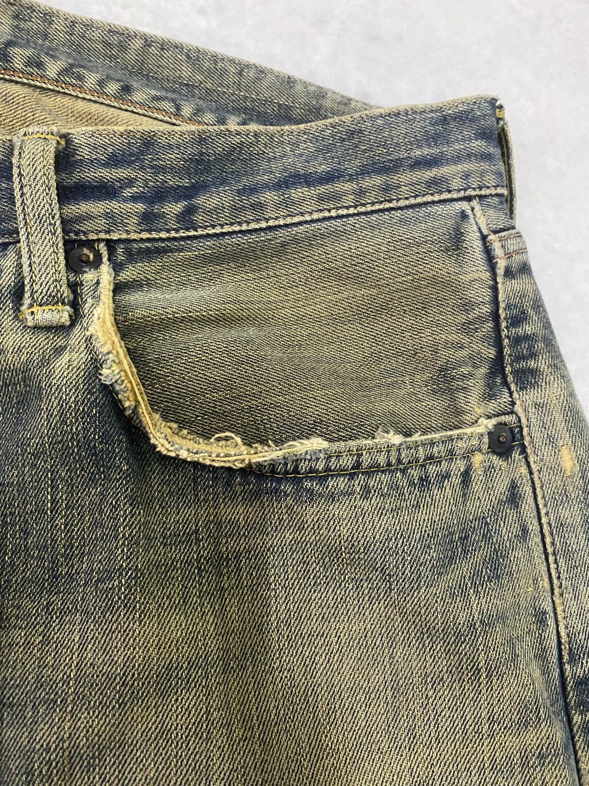 Edwin Size 35x32 Vintage Edwin Selvedge Distressed Denim Jeans Size US 35 - 7 Thumbnail