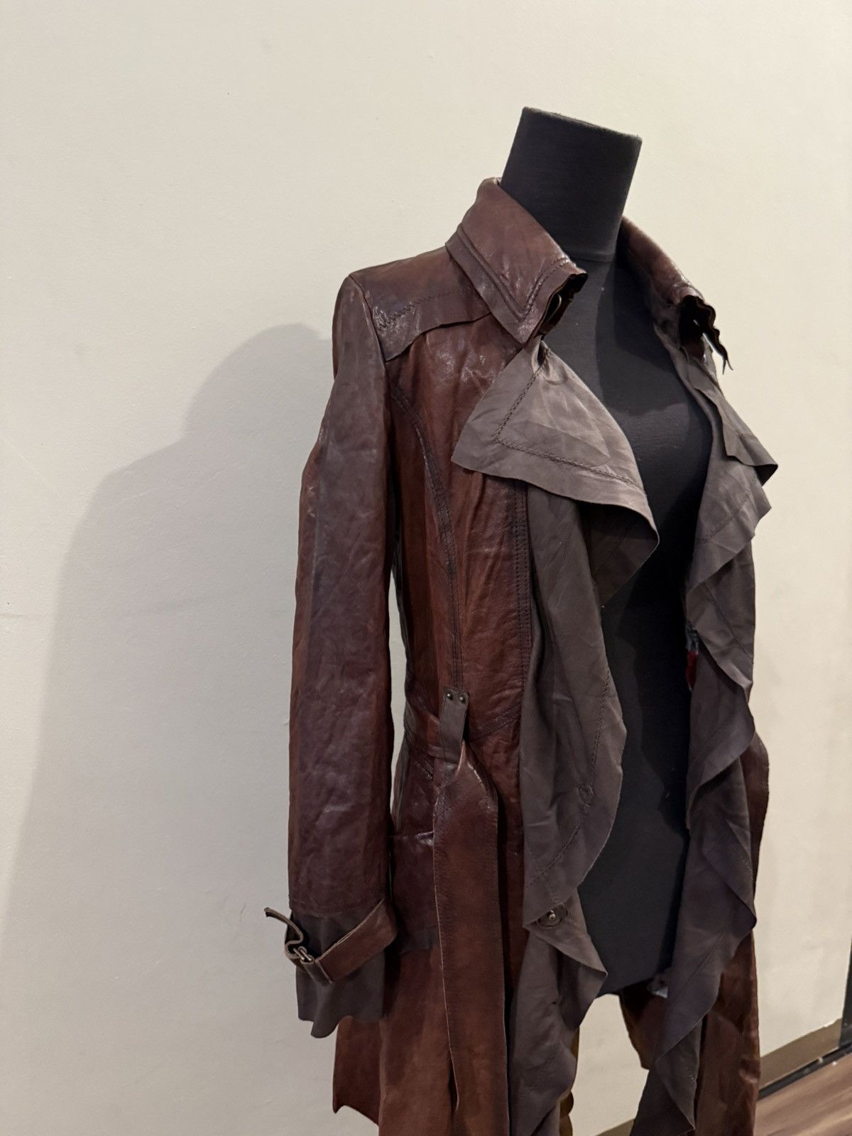 14th Addiction 2000’s avant-garde Leather coat korean designer brand tankus Size S / US 4 / IT 40 - 8 Thumbnail