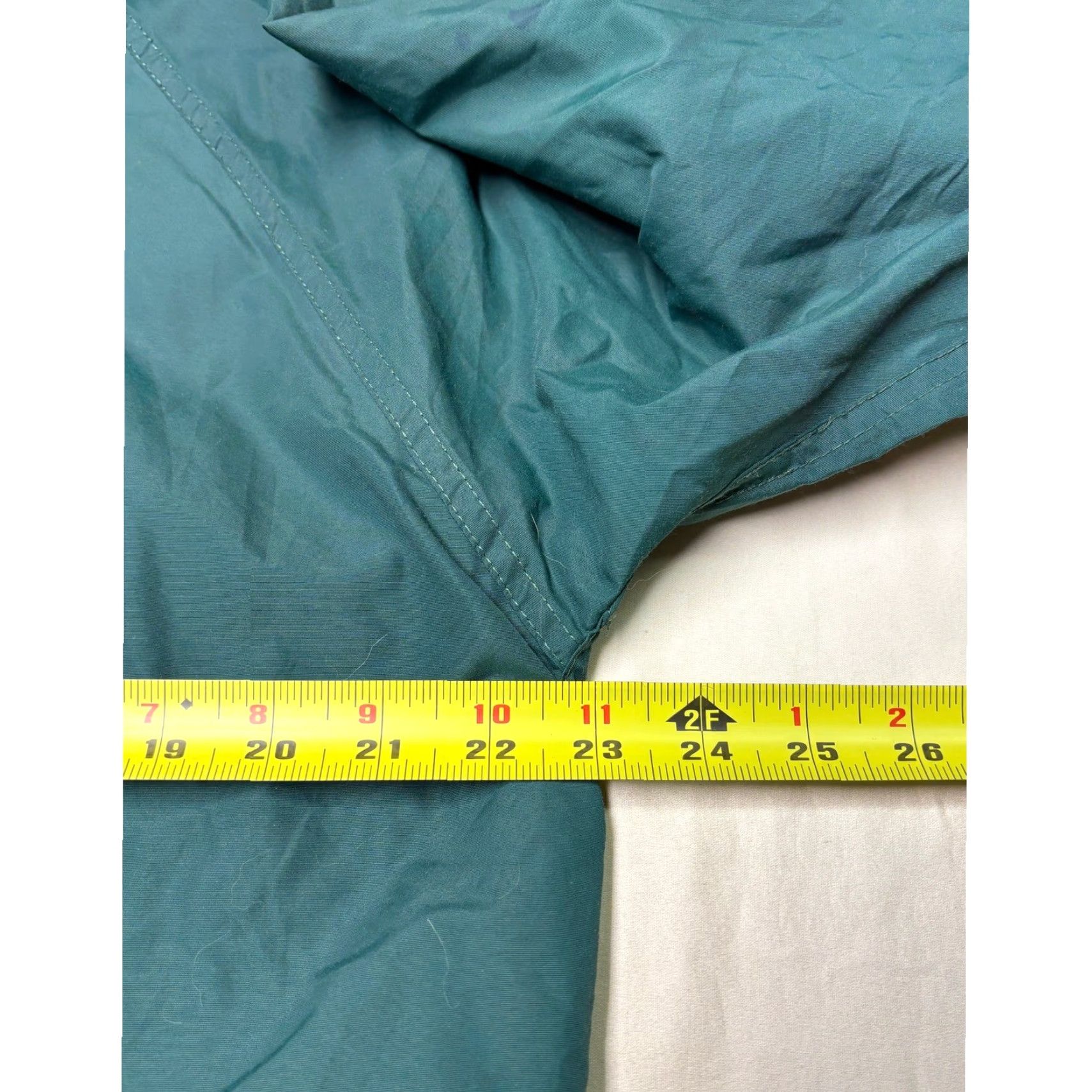 Vintage VINTAGE LL Bean Jacket Men Teal Green Nylon Anorak Windbreaker Hooded Zip Drawstring 90s Casual Travel M USA Size US M / EU 48-50 / 2 - 7 Thumbnail
