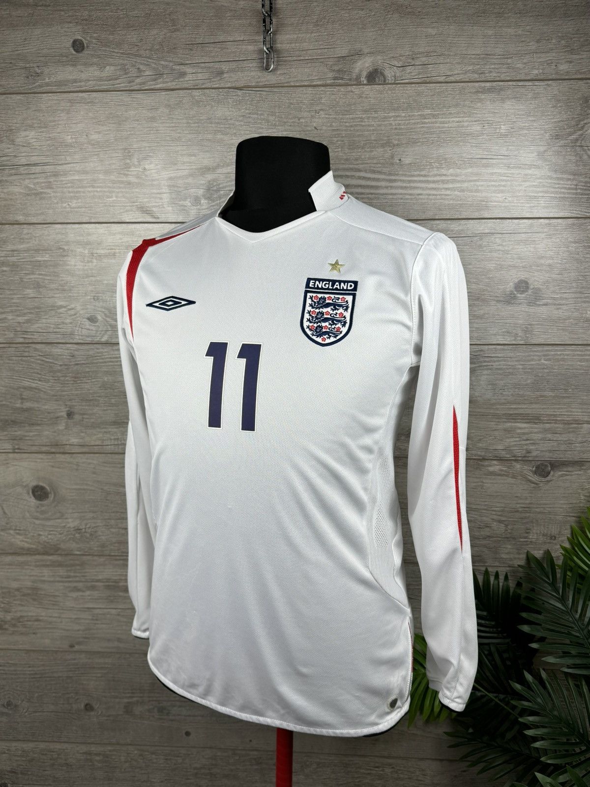 Umbro × Vintage Umbro England WATO 11 🏴󠁧󠁢󠁥󠁮󠁧󠁿 Soccer jersey 2005 2007 Size M Size US M / EU 48-50 / 2 - 3 Thumbnail
