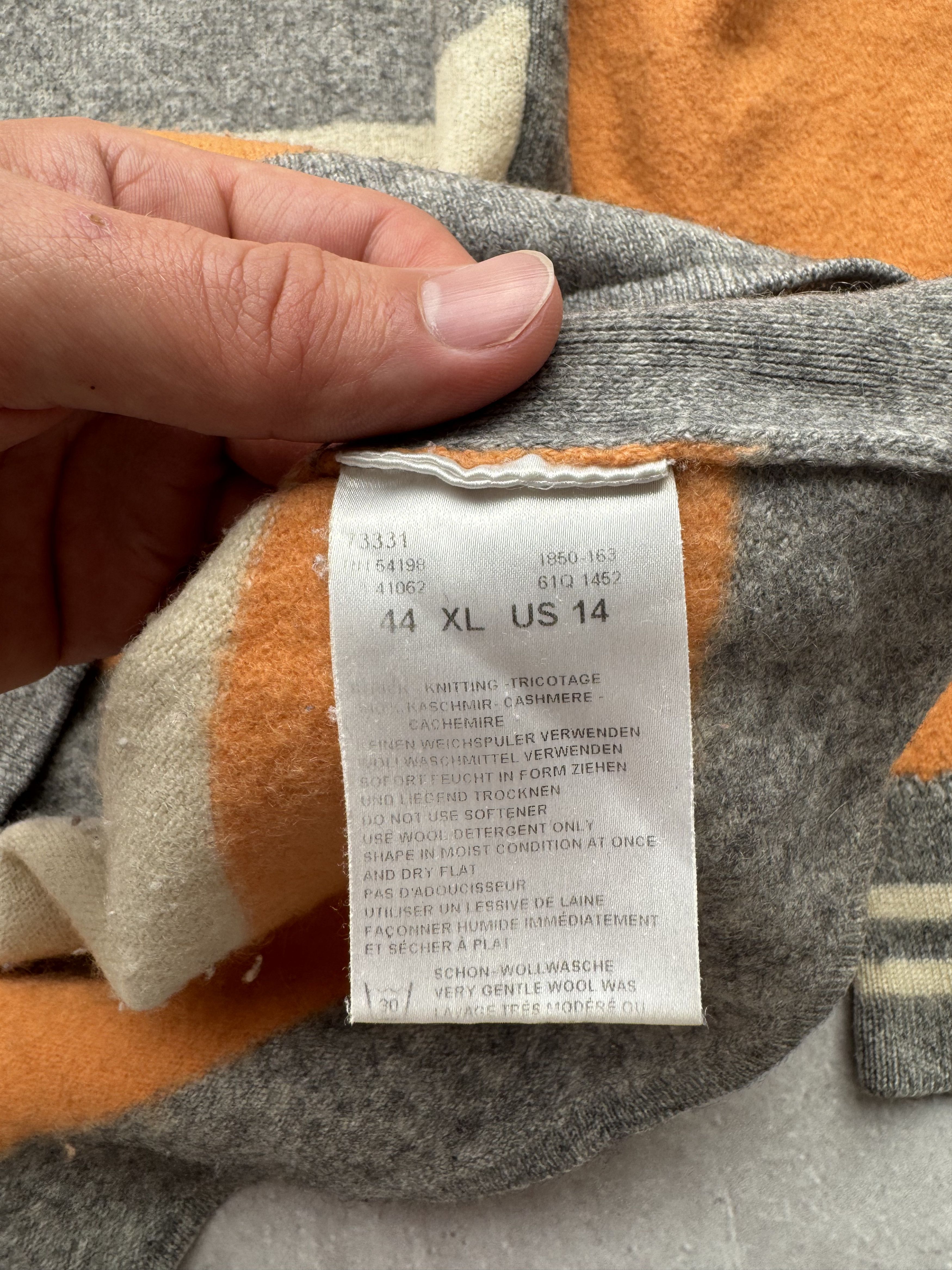 Bogner × Vintage Bogner Vintage Cashmere Long Sleeve Size M / US 6-8 / IT 42-44 - 6 Thumbnail