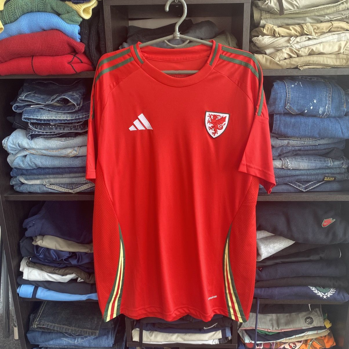 Adidas Mens Adidas Wales National Soccer team sport jersey Size US XXL / EU 58 / 5 - 1 Thumbnail