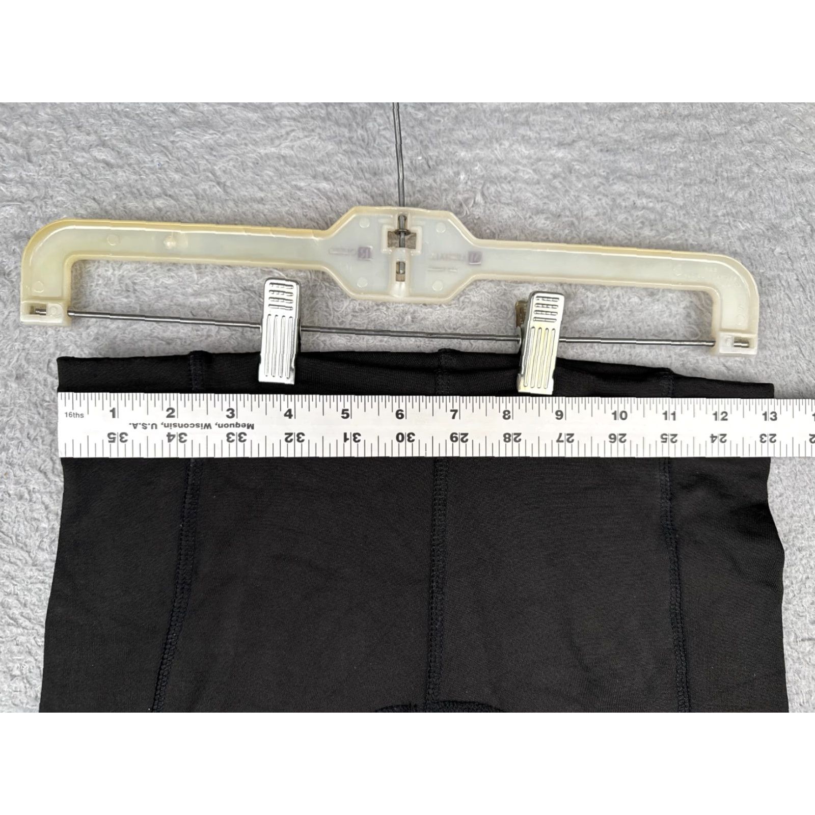 Logo 7 VINTAGE Logo Shorts Adult Medium Black Polyester Spandex Blend Jammer Style Shirt Bottom Mens Jammer Logo Shorts Black Medium Vintage 90s Sports Size US 31 - 6 Thumbnail