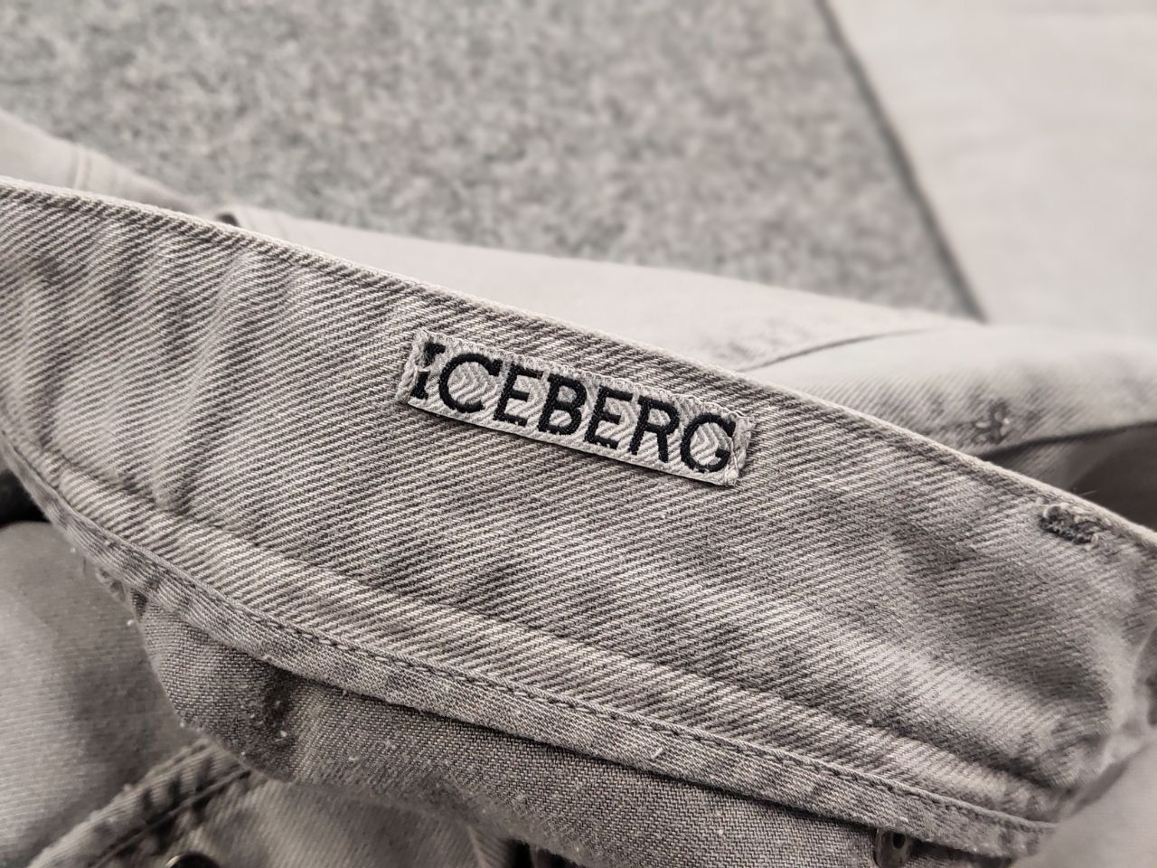 Iceberg Iceberg Design Italy Dark Gray Slim Fit Denim Men's Jeans Size US 31 - 16 Thumbnail