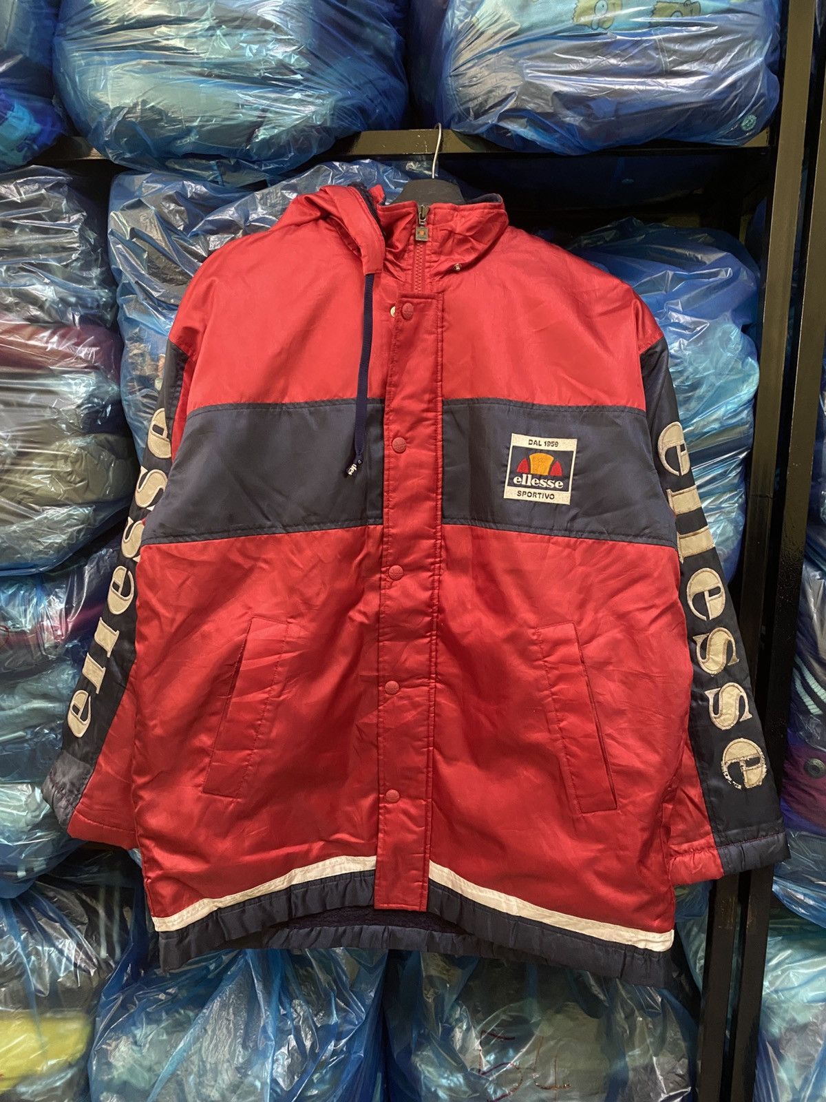 Vintage Ellesse Sportivo Red Navy Colorblock Puffer Jacket