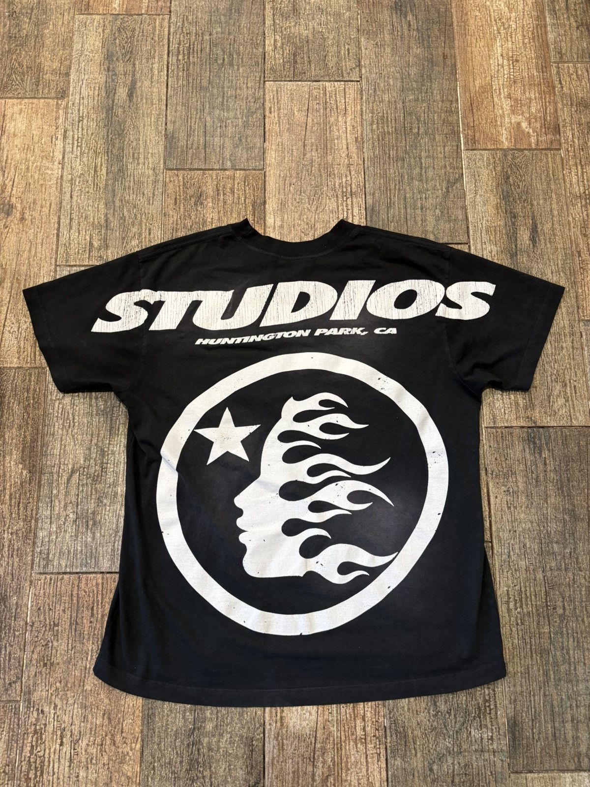HELLSTAR Black Fade Yellow Cartoon Logo Tee Size US S / EU 44-46 / 1 - 1 Thumbnail