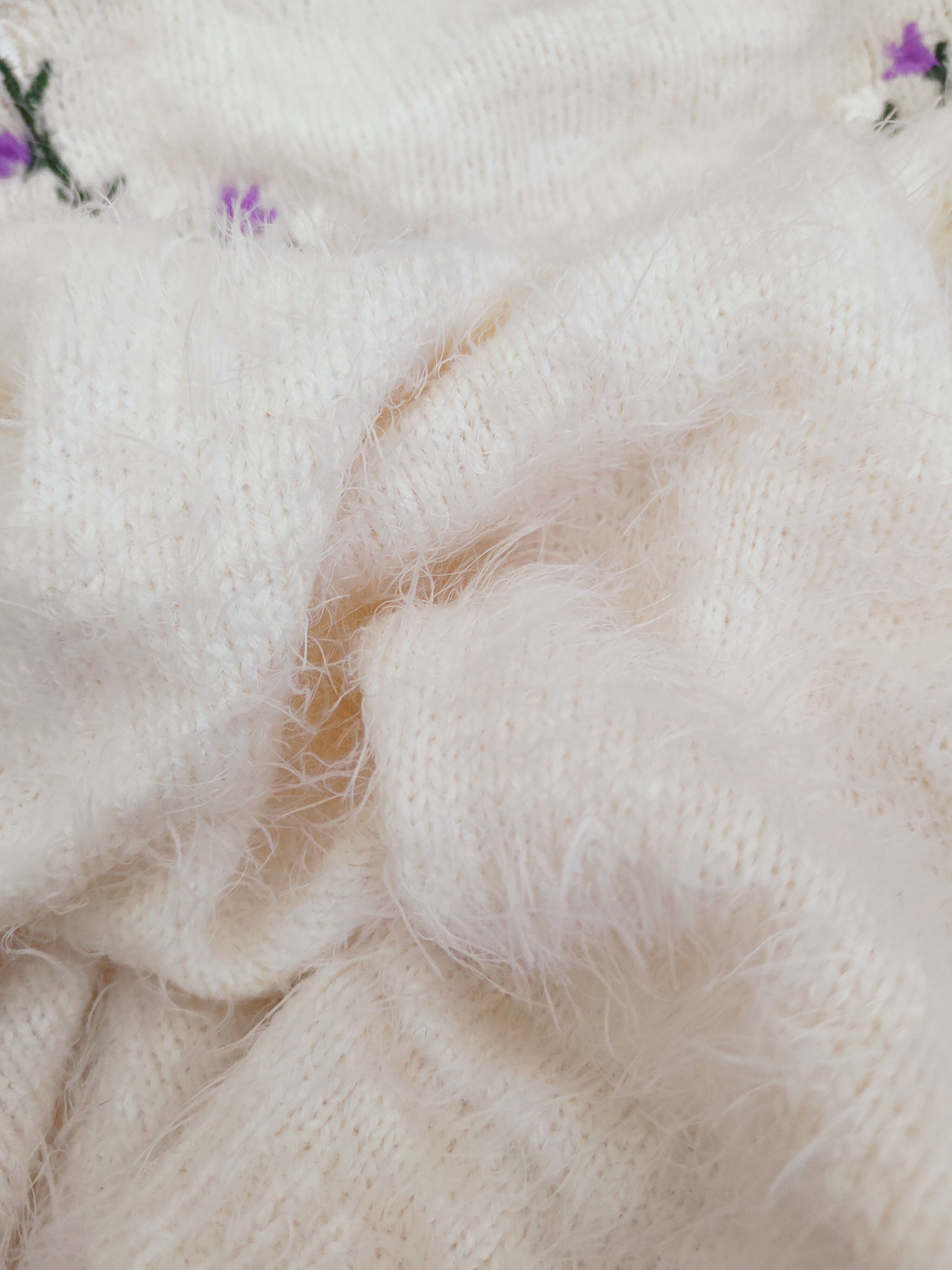 Designer × Japanese Brand × Vintage Vintage Earth Music & Ecology Cream Fur Mohair Knitwear Size L / US 10 / IT 46 - 10 Thumbnail