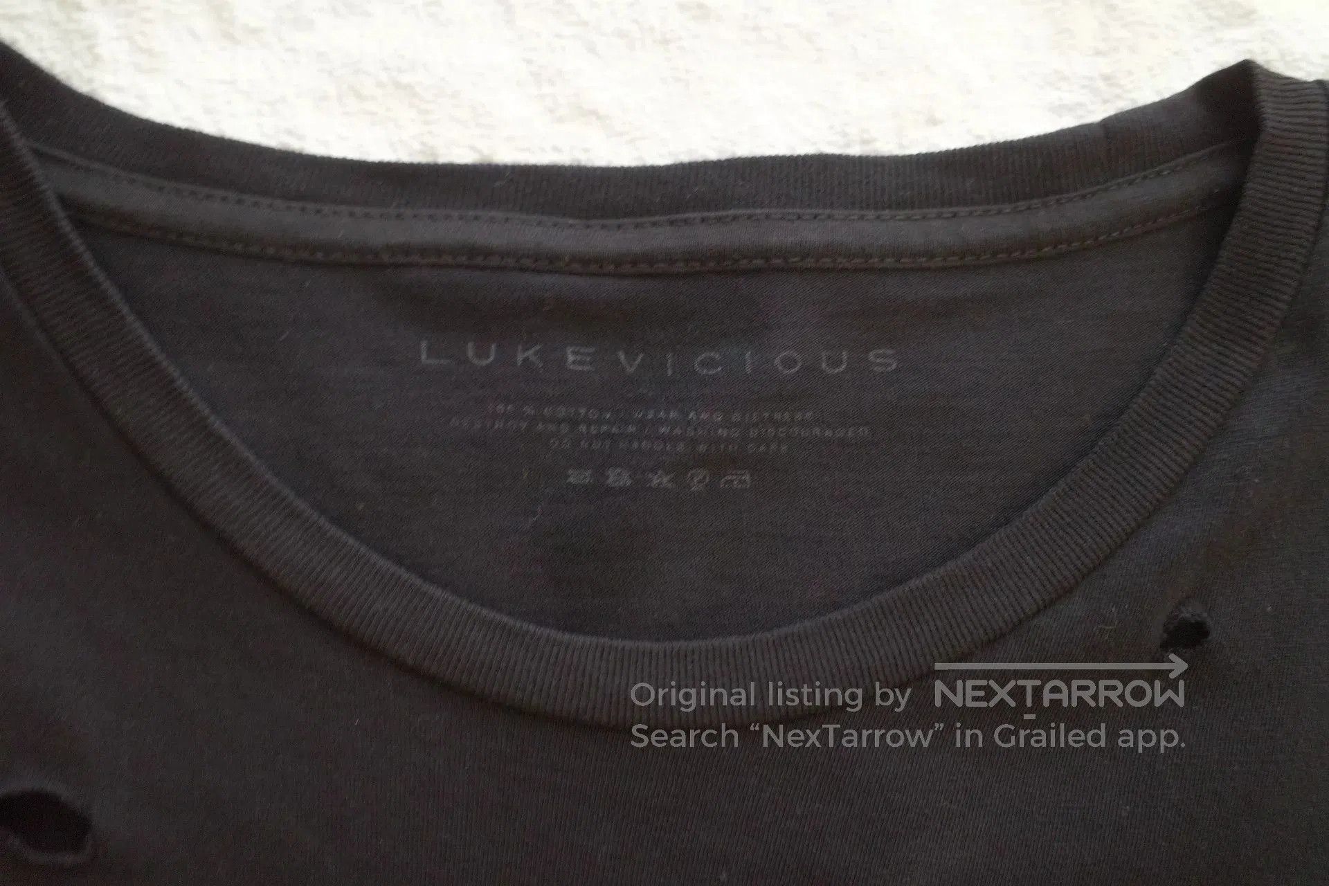 Vintage Luke Simpson Artist Limited Vintage Band Tee. Size US S / EU 44-46 / 1 - 5 Thumbnail