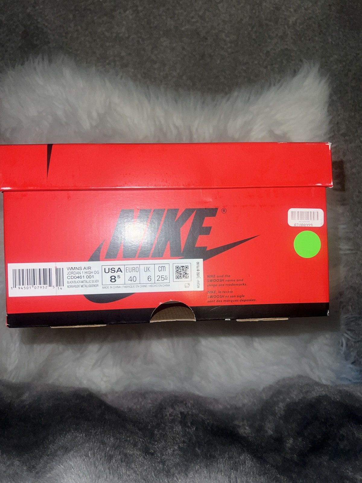 Jordan Brand WMNS JORDAN 1 RETRO HIGH OG 'SILVER TOE' Size US 8.5 / IT 38.5 - 7 Thumbnail