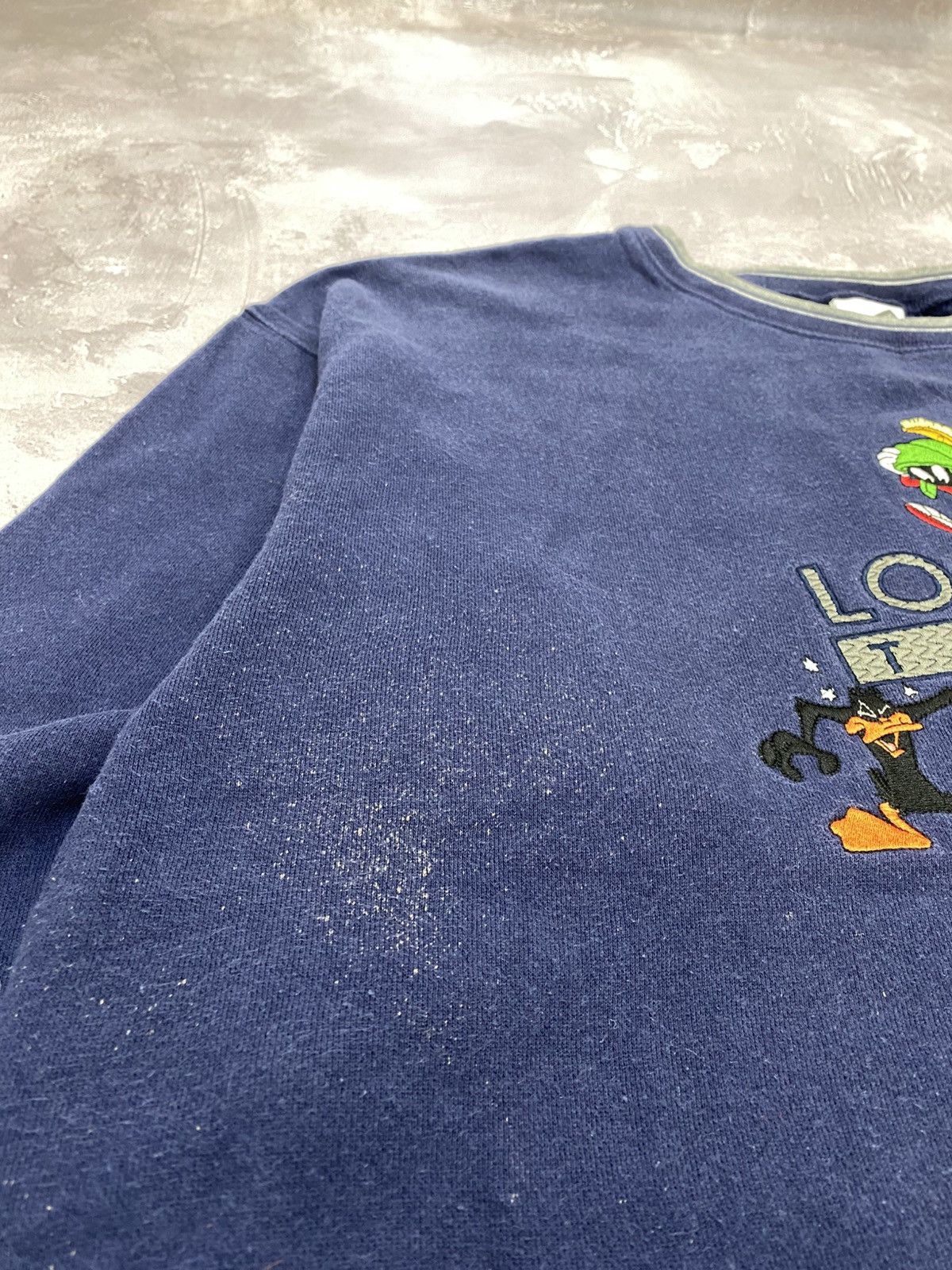 Vintage Vintage Looney Tunes Embroidered Sweatshirt Size US XL / EU 56 / 4 - 4 Thumbnail