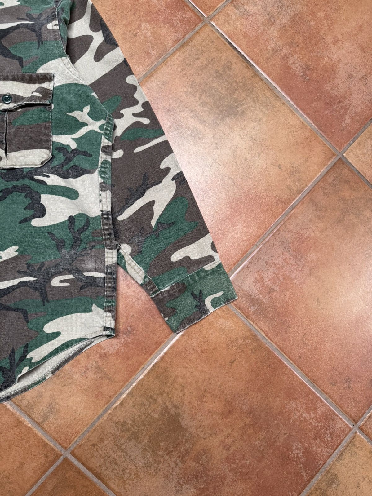 Cabelas Vintage Faded Camo Button Up Size US M / EU 48-50 / 2 - 5 Thumbnail
