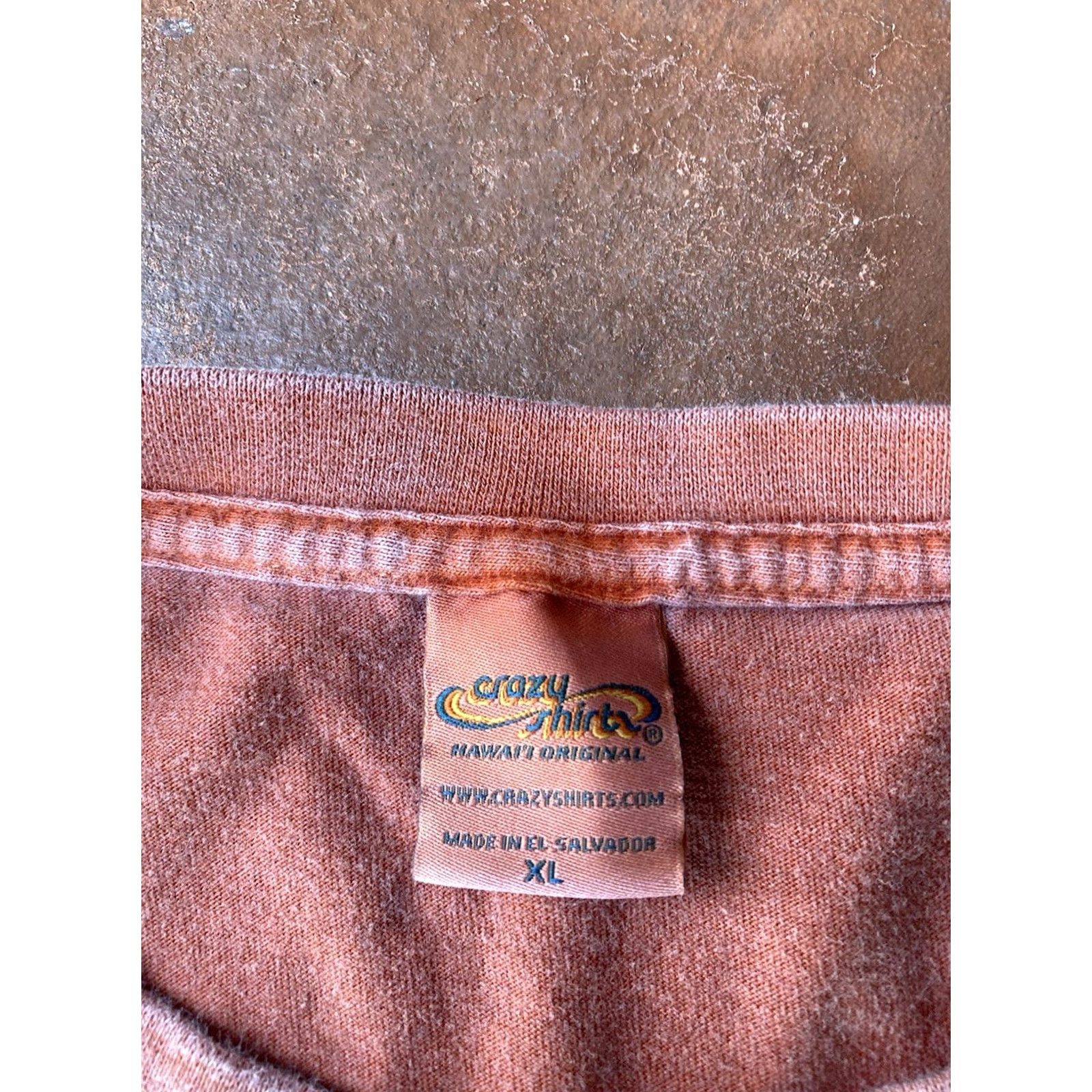 Vintage VINTAGE Crazy Shirts Hawaii T-Shirt XL Men Shirt Hawaii 90s Tropical Orange Cotton Short Sleeve Round Neck Logo Size US XL / EU 56 / 4 - 2 Thumbnail