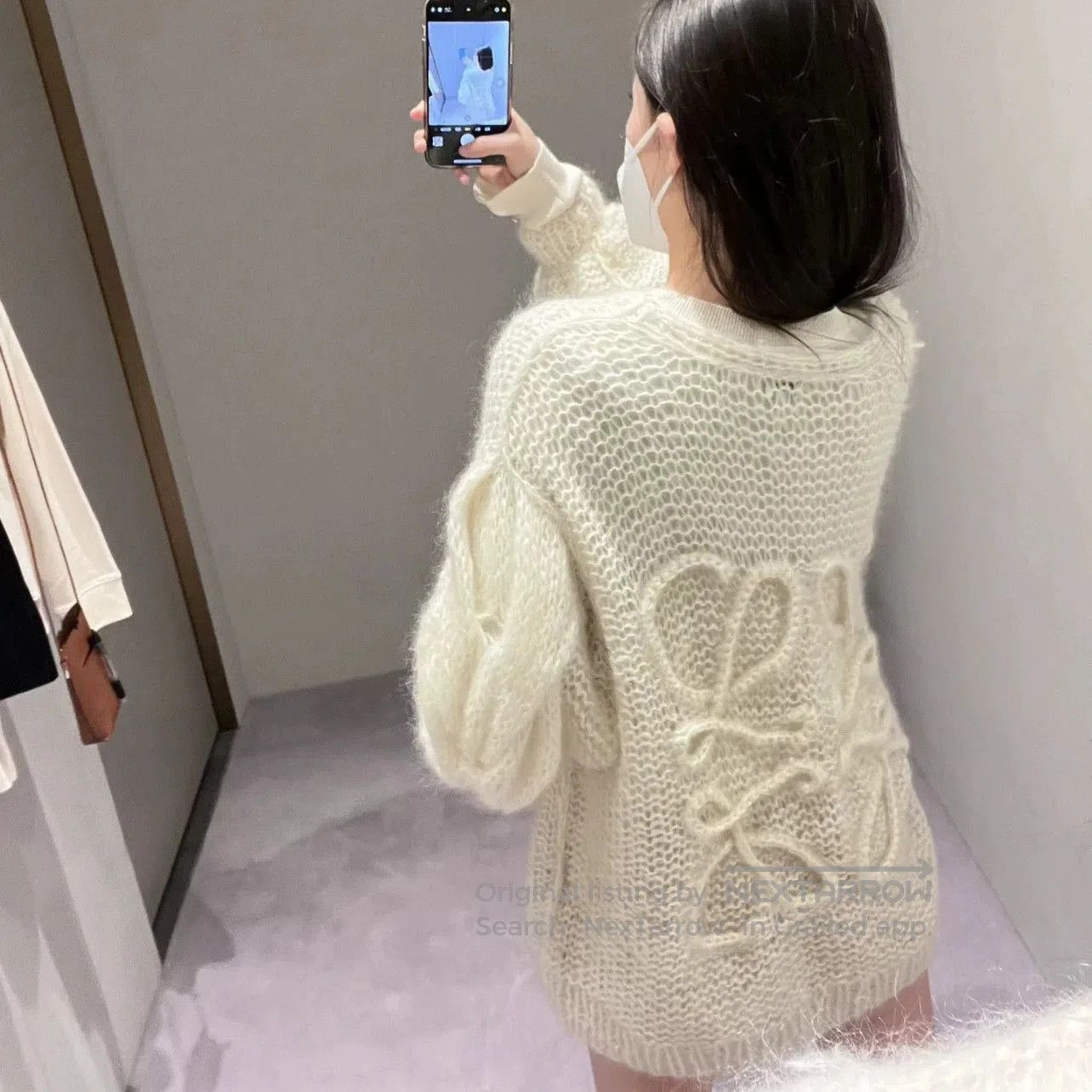 Loewe loewe logo knit cardigan in beige. Size US S / EU 44-46 / 1 - 6 Thumbnail