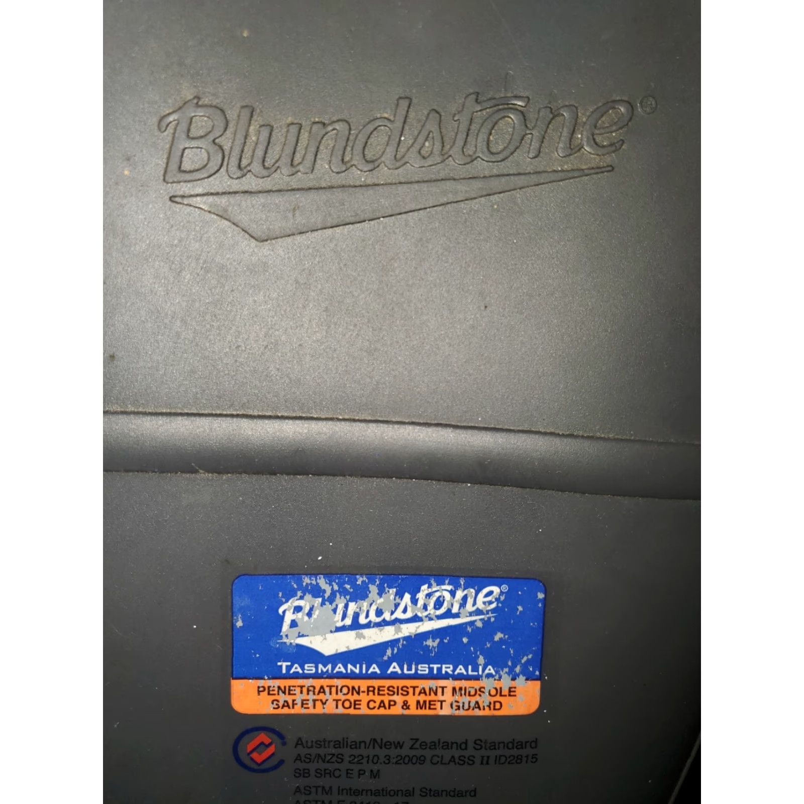 Blundstone VINTAGE not (note: actually Vintage: No) - ignore. Size ONE SIZE - 3 Thumbnail