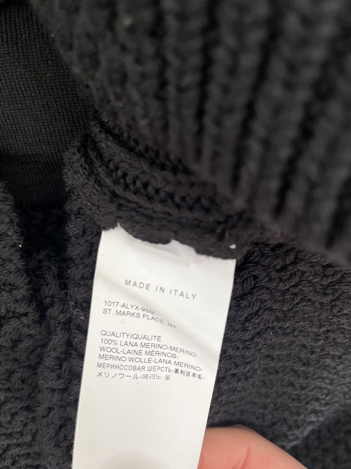 1017 ALYX 9SM 1017 ALYX 9SM Size US L / EU 52-54 / 3 - 5 Thumbnail
