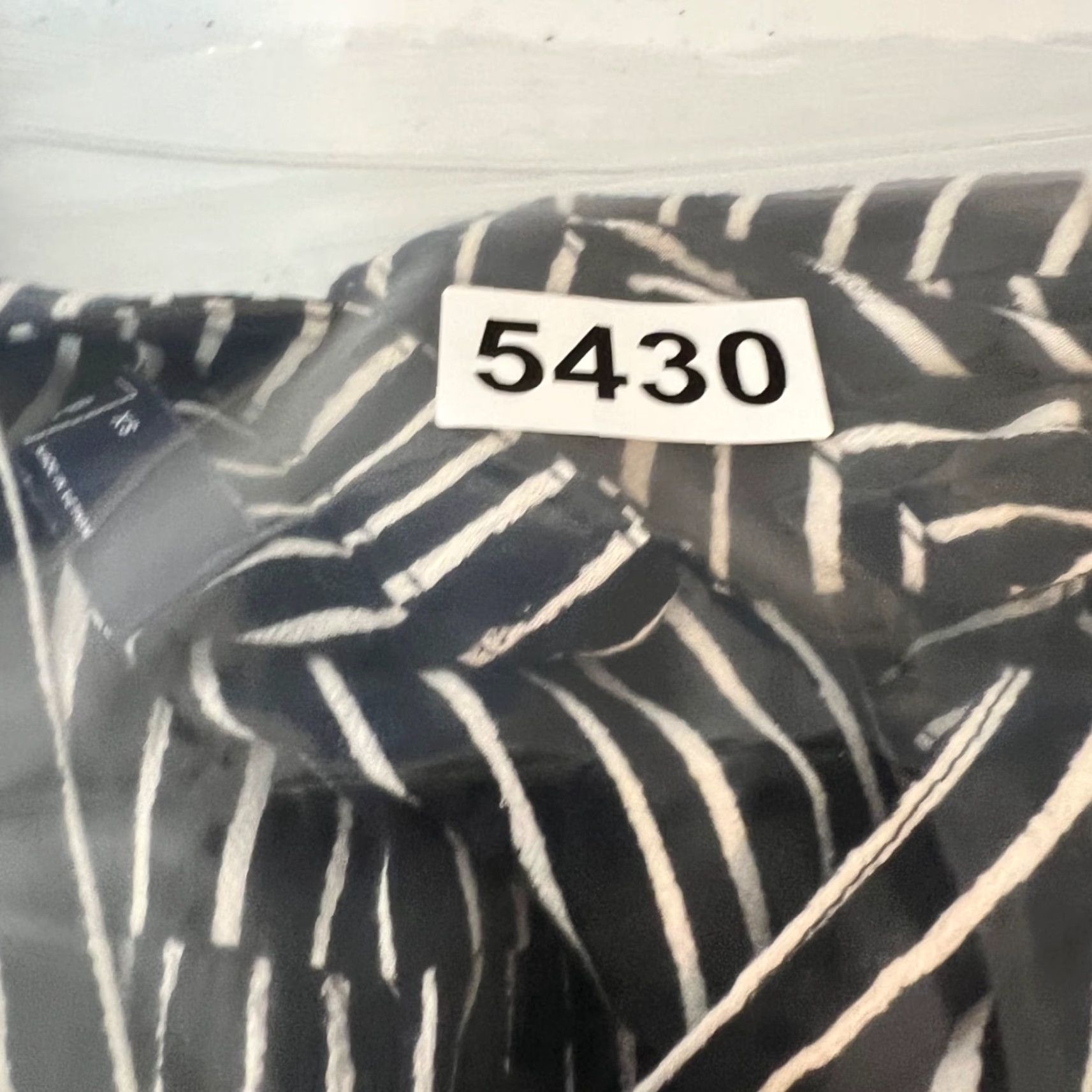 Gap Gap Womens XS Striped Navy Blue & White Button-Down Dress Rayon Dress Clothing Size XS / US 0-2 / IT 36-38 - 7 Thumbnail